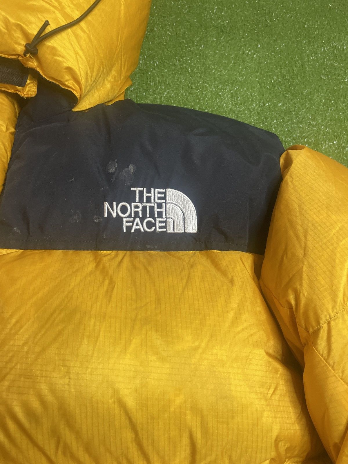The North Face North face yellow puffer Size US XL / EU 56 / 4 - 6 Thumbnail