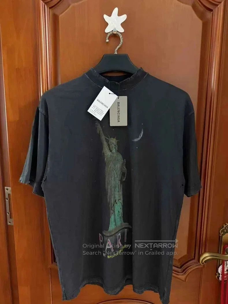 Balenciaga Balenciaga Statue of Liberty Distressed Tee. Size US XXS / EU 40 - 1 Thumbnail