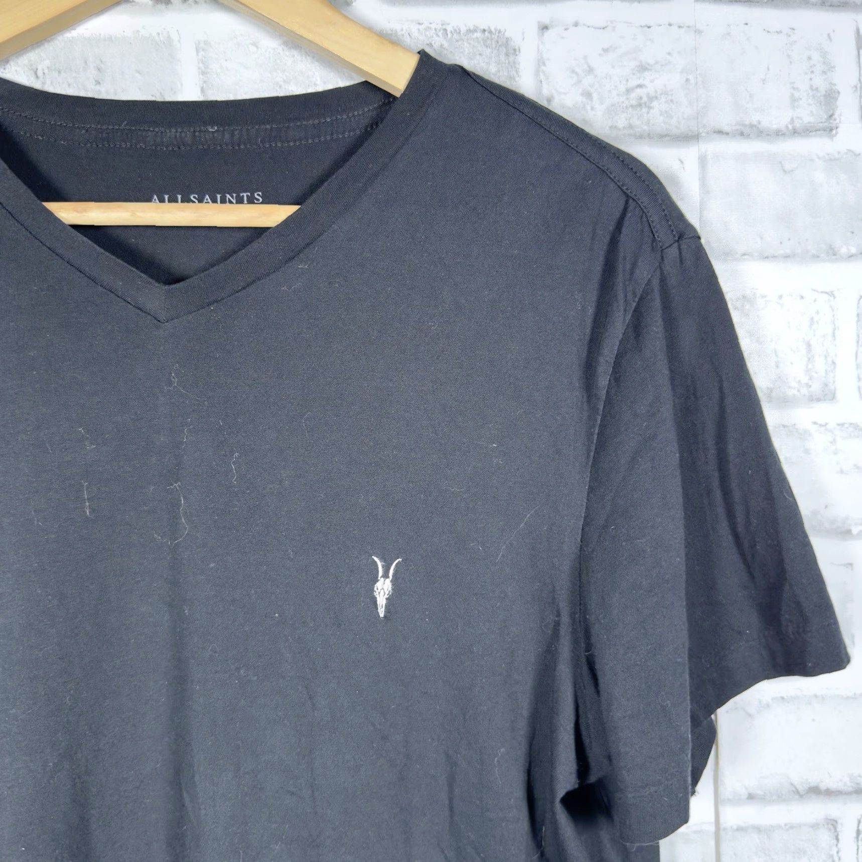 Allsaints AllSaints Shirt Mens V-Neck Black Tee M Size US M / EU 48-50 / 2 - 2 Thumbnail