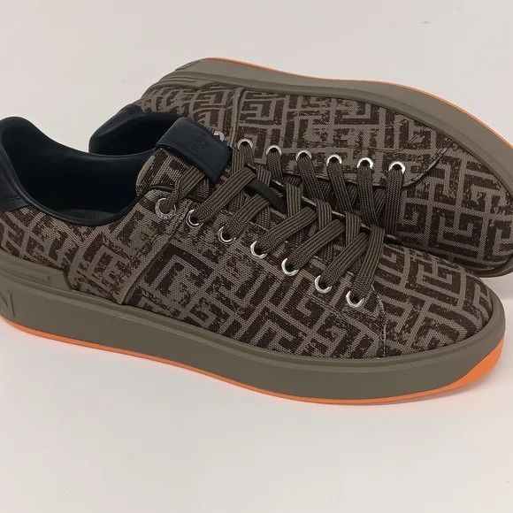 Balmain Balmain Monogram B-Court Low Top Sneakers - EU44/US11 Size US 11 / EU 44 - 6 Thumbnail