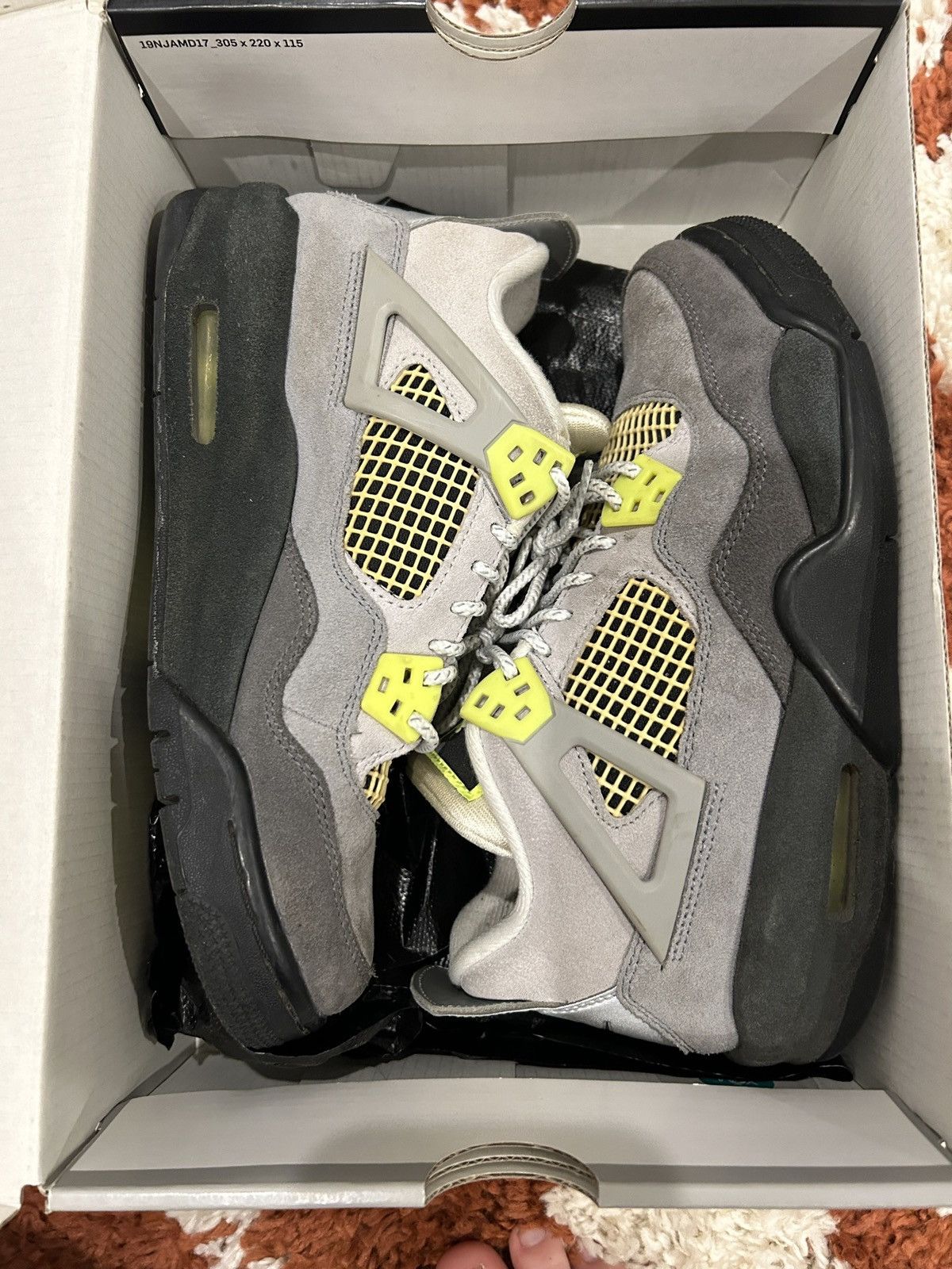 95 neon jordan