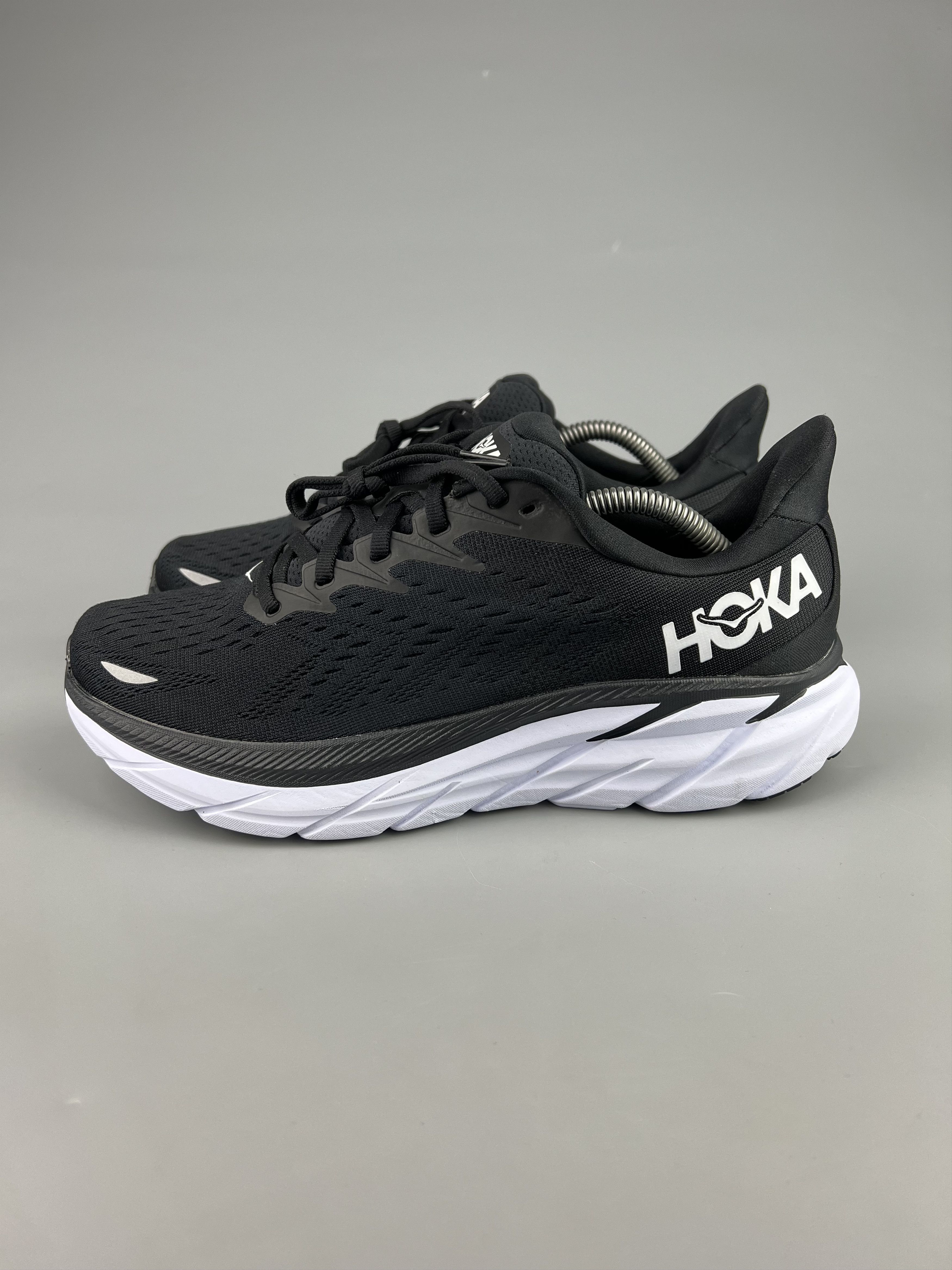 Hoka 9D Hoka One One Clifton 8 Running Shoes Gym Walking Size US 9 / EU 42 - 2 Thumbnail