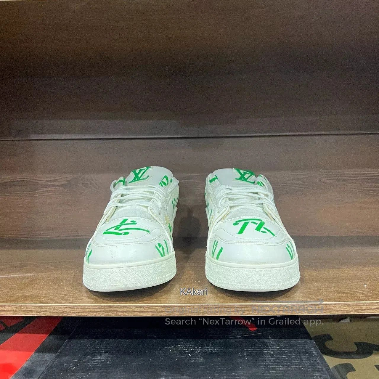 Louis Vuitton LV Trainer White Green Logo. Size US 8 / EU 41 - 2 Thumbnail