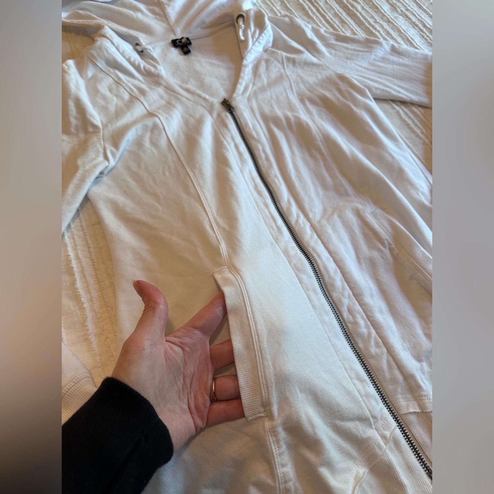 Other CABLE & GAUGE zippered hoodie medium tunic pockets white EUC Size M / US 6-8 / IT 42-44 - 5 Thumbnail