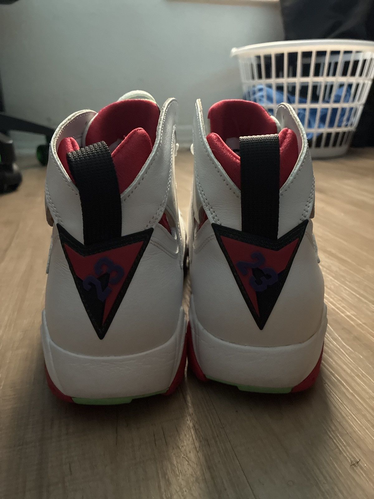 Jordan Brand Jordan 7 Retro Hare Size US 10.5 / EU 43-44 - 3 Thumbnail