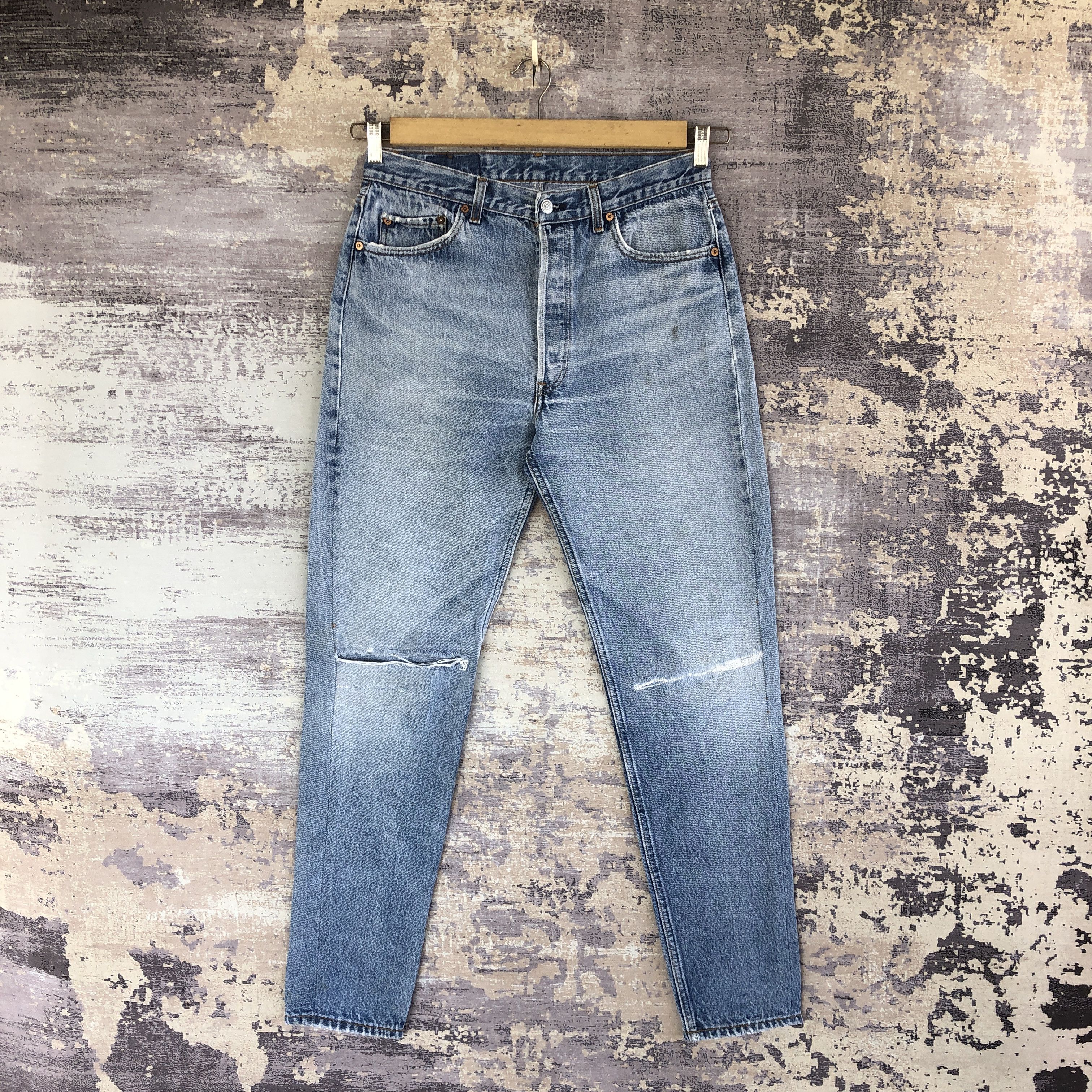Levi's Vintage Levis 501 Distressed Sun Faded Jeans Levi's Denim Size US 32 / EU 48 - 1 Thumbnail