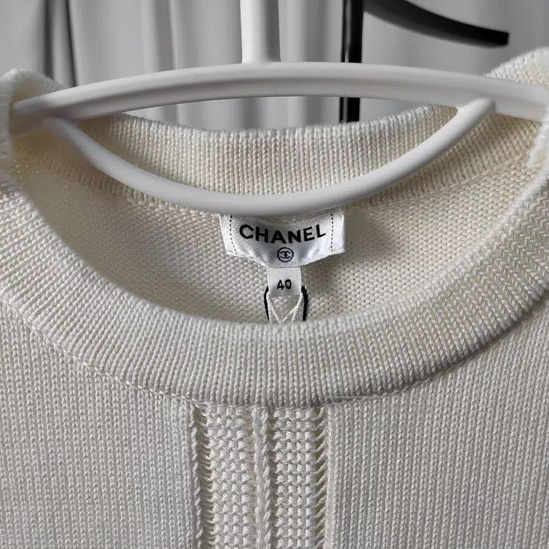 Chanel Chanel 21C Equestrian Series White Sweater Size S / US 4 / IT 40 - 3 Thumbnail