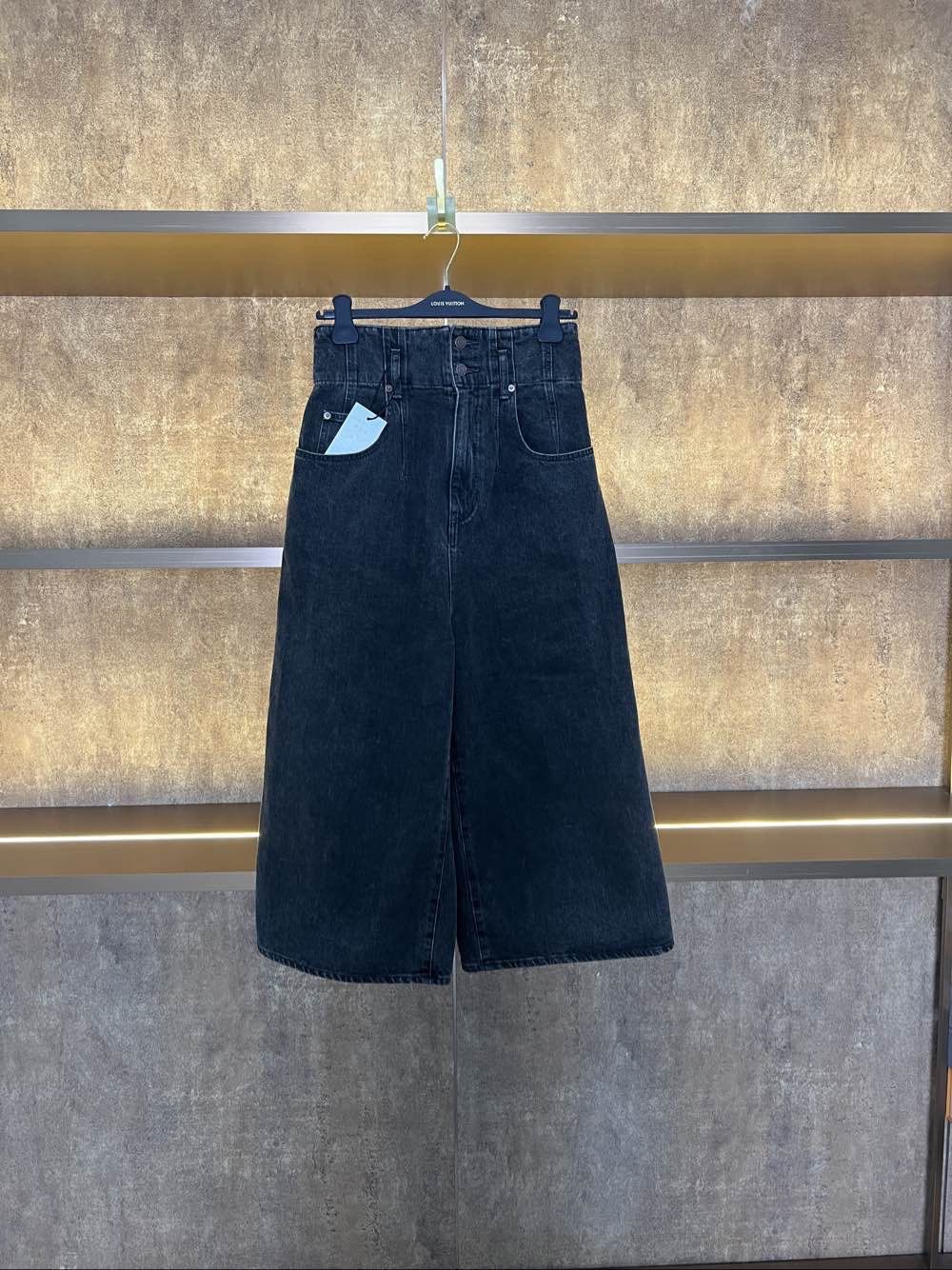 Celine Celine High Waisted Wide Leg Washed Jeans Size 28 Size 28" / US 6 / IT 42 - 1 Thumbnail