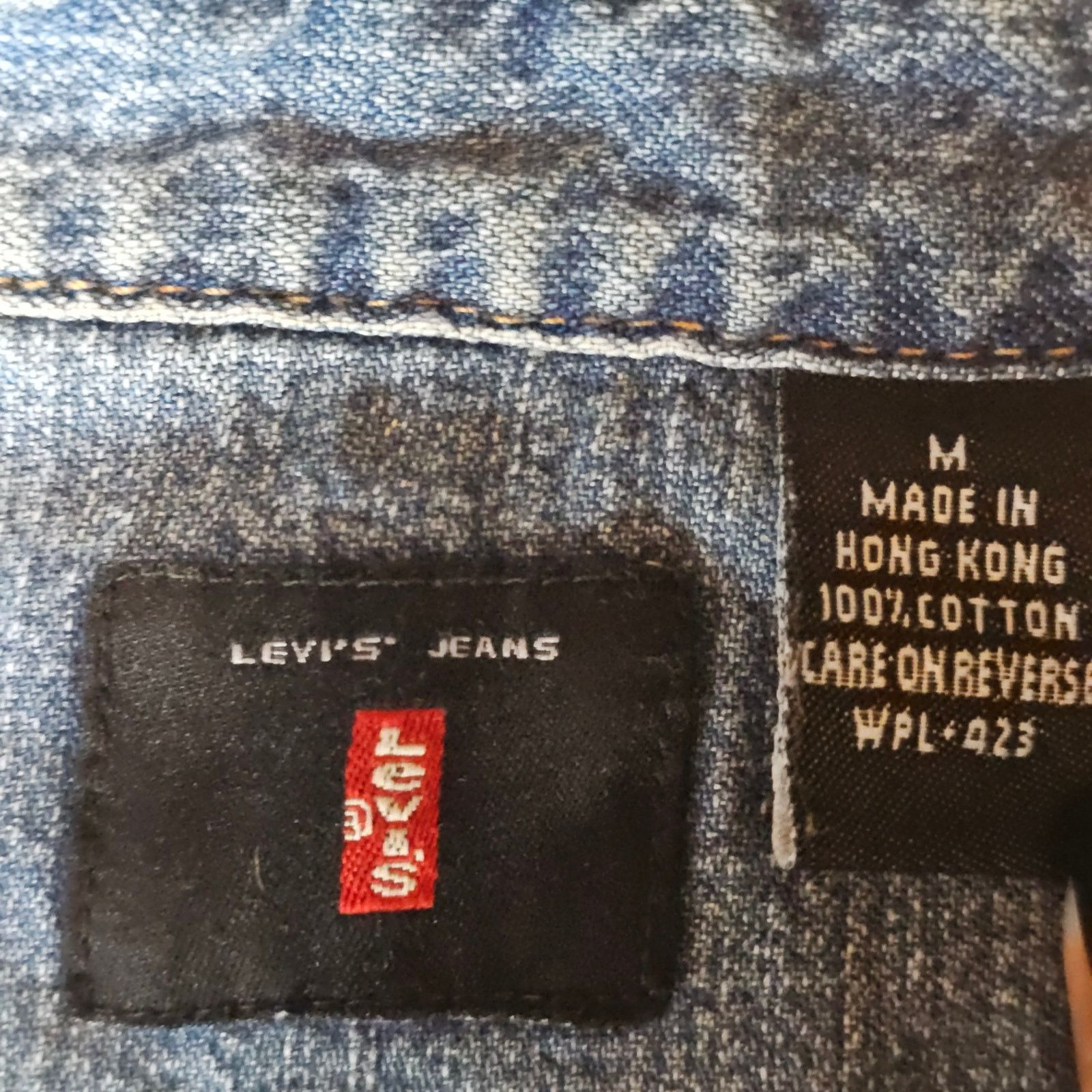 Levi's Vintage Levi's Handpainted Pop Art Denim Button Shirt M 3602 Size M / US 6-8 / IT 42-44 - 4 Thumbnail