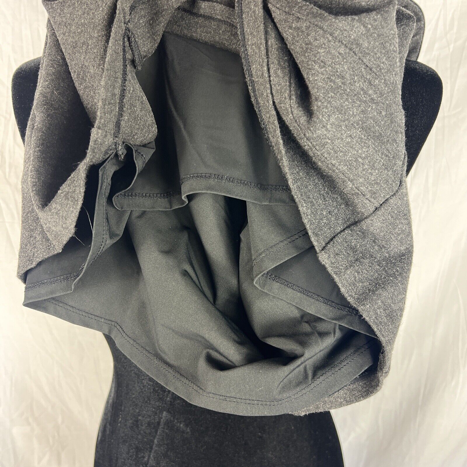 White House Black Market White House Black Market Skirt Sz 8 Gray Pencil Knee Length Size 30" / US 8 / IT 44 - 10 Thumbnail