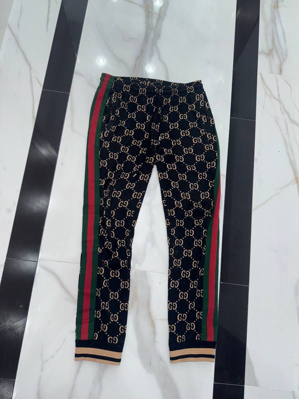 Gucci GUCCI Monogrammed Cotton Sweatpants Size US 32 / EU 48 - 5 Thumbnail
