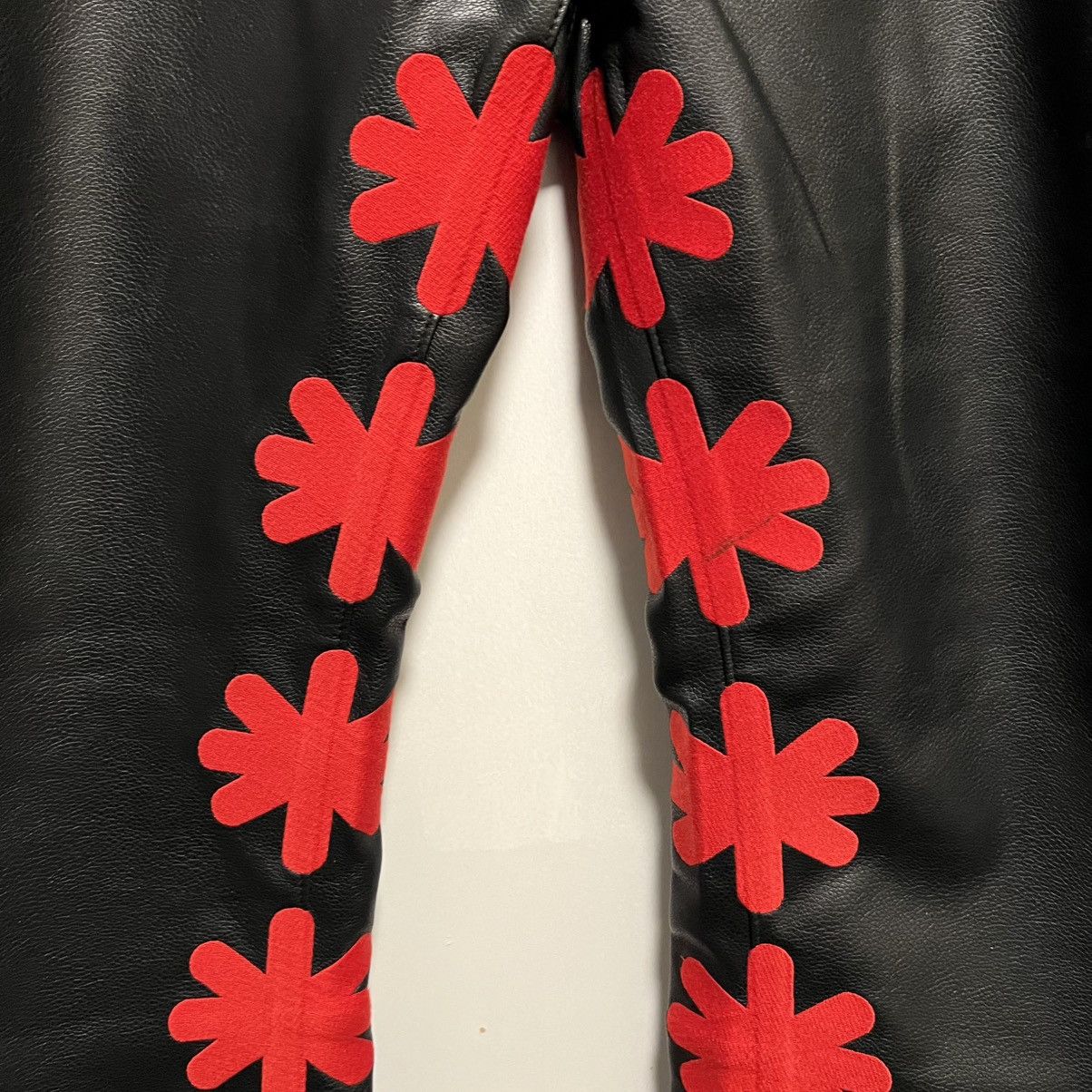 LOSTSHDWS LOSTSHDWS DRKSHDWS Sun Logo Denim Jean Pant Black Red Size US 40 / EU 56 - 4 Thumbnail