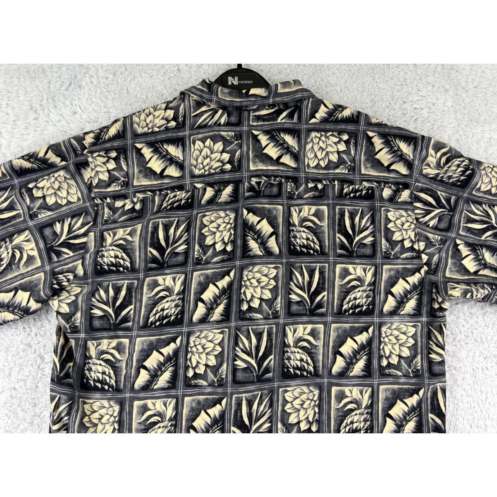 Tommy Bahama Tommy Bahama Shirt Mens Large Gray Yellow Tile Pattern Hawaiian Button Up Camp Size US L / EU 52-54 / 3 - 6 Thumbnail