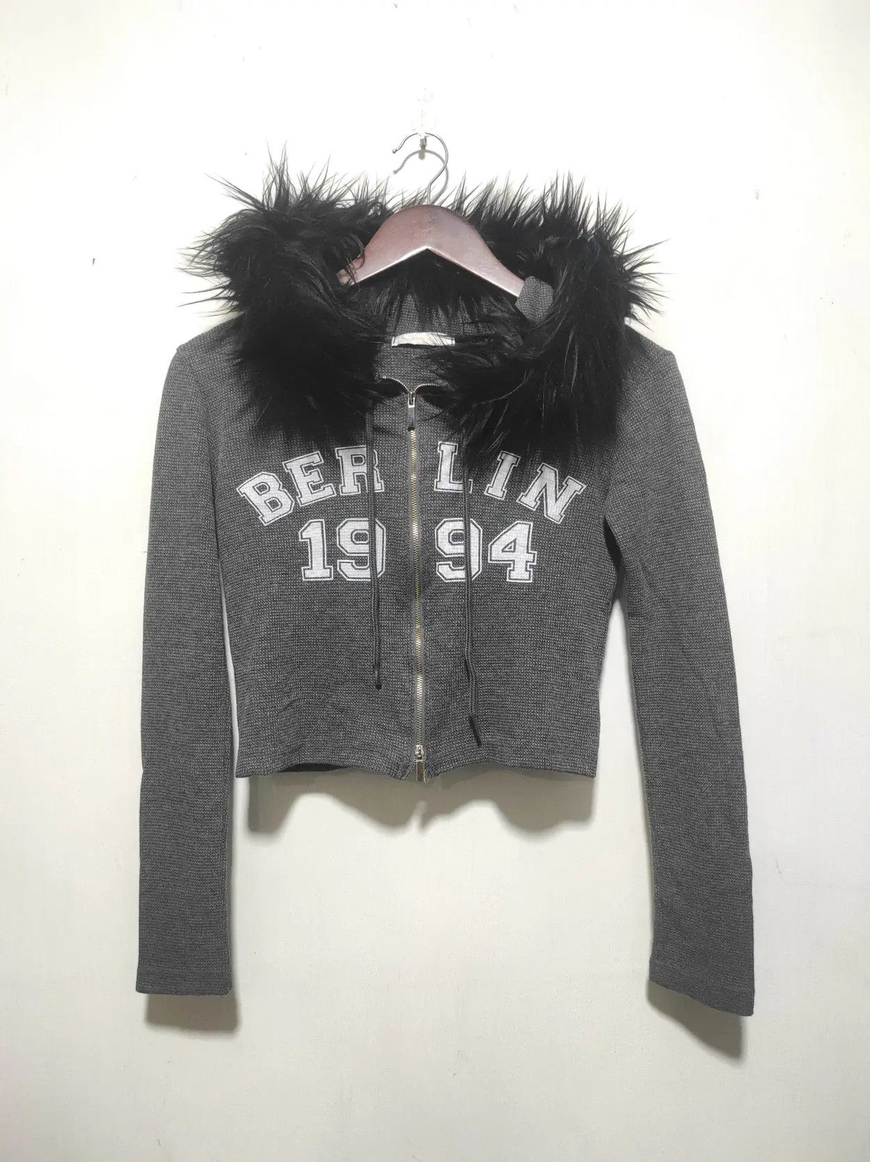 Japanese Brand Magenta Studio Crop Double Zipper Fur Hoodie LGB style Size S / US 4 / IT 40 - 14 Thumbnail
