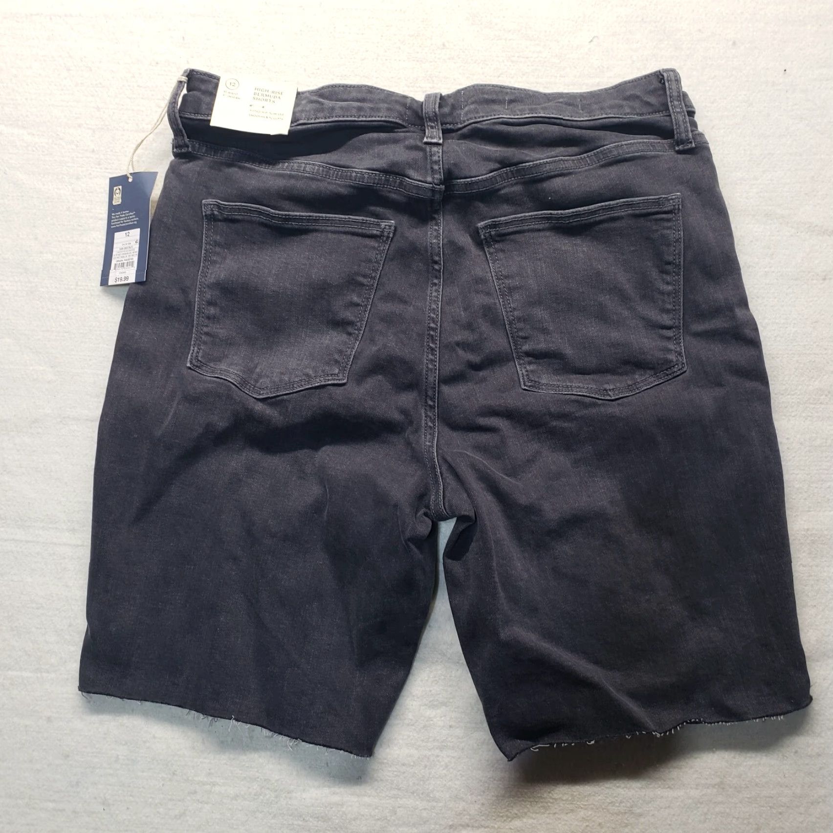 Vintage NEW Universal Thread Bermuda Shorts Women's 12/31R 5-Pocket High Rise Cotton Blend Denim Blue 12 Regular Womens Bermuda Shorts Size 34" / US 12 / IT 48 - 8 Thumbnail