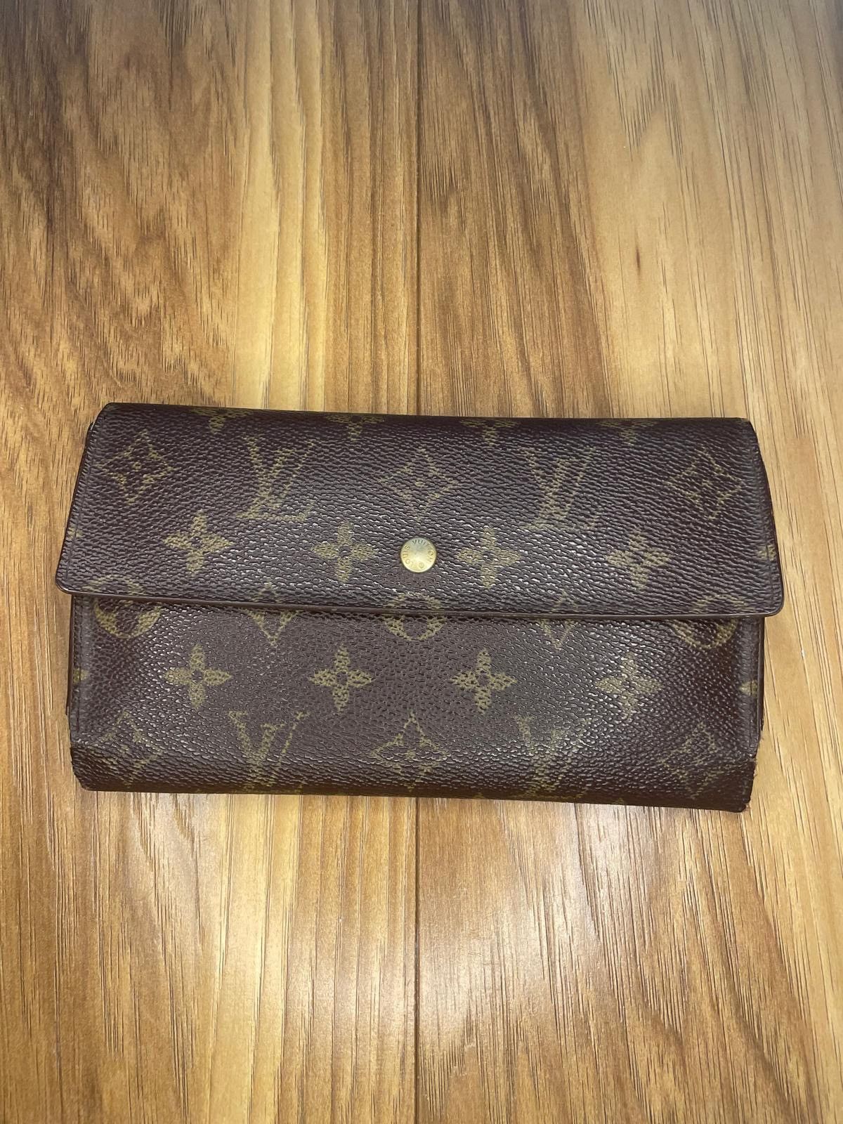 Louis Vuitton LOUIS VUITTON PorteTresor Monogram Tri-Fold Wallet Vintage Size ONE SIZE - 1 Thumbnail