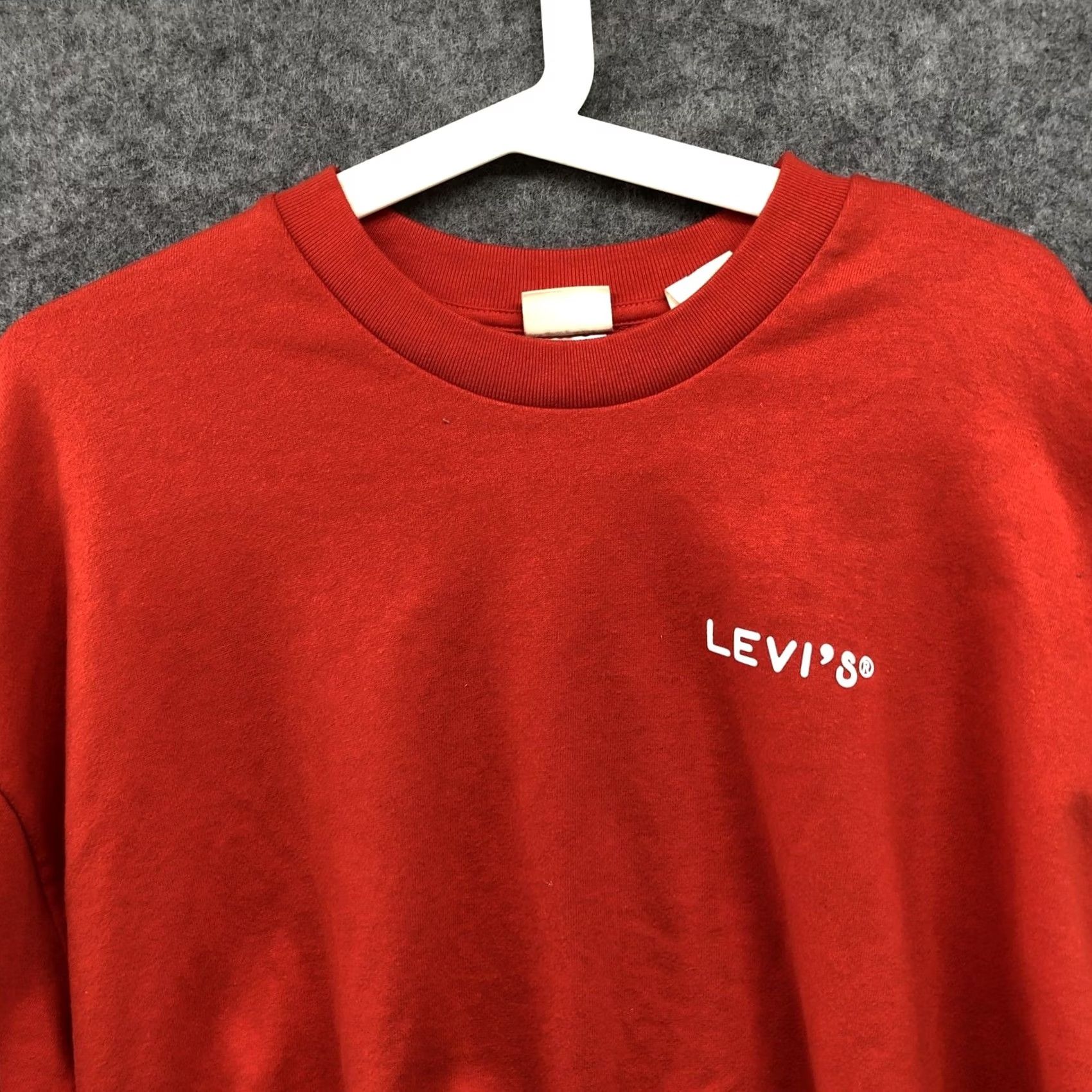 Levi's Levi's Sweatshirt Womens M Orange Crewneck Relaxed Cropped Pullover Size M / US 6-8 / IT 42-44 - 3 Thumbnail