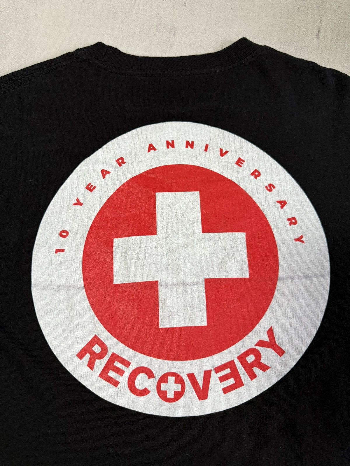 Eminem EMINEM 10 YEAR ANNIVERSARY RECOVERY LONG SLEEVE SHIRT BLACK Size US M / EU 48-50 / 2 - 7 Thumbnail