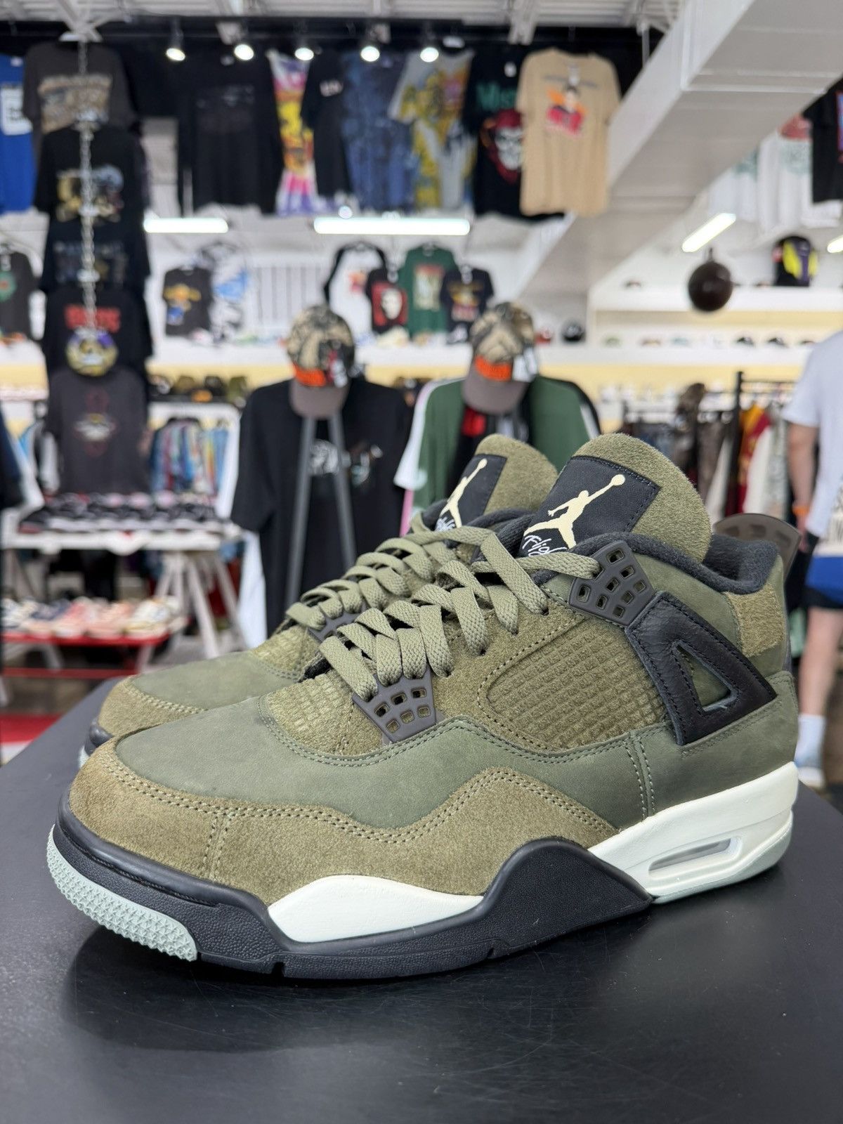 Jordan Brand Air Jordan 4 Craft Medium Olive Size 9.5 (2023) Size US 9.5 / EU 42-43 - 1 Thumbnail