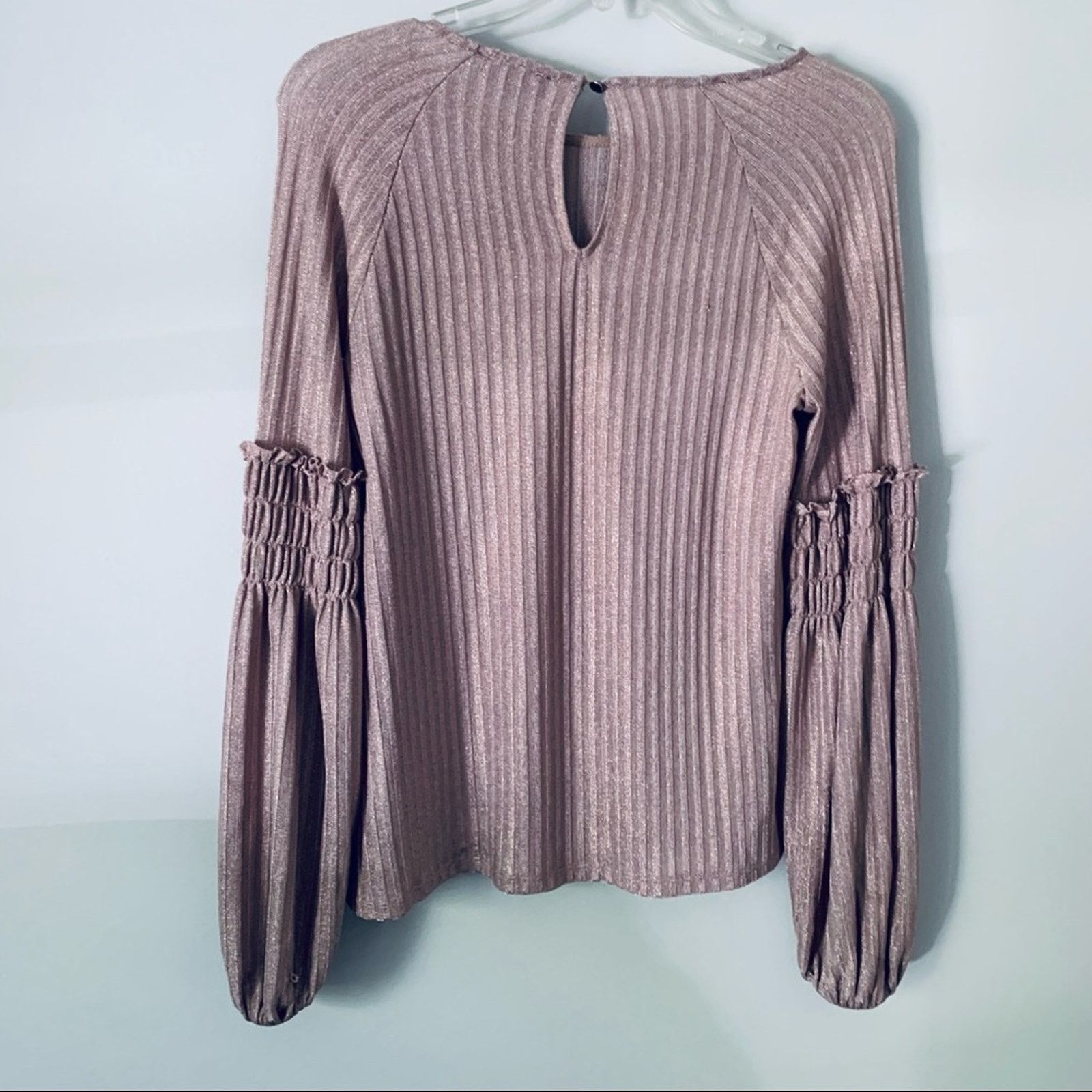 Other Nordstrom 1.STATE Smocked Sleeve Metallic Ribbed Top Blouse Size XS / US 0-2 / IT 36-38 - 6 Thumbnail
