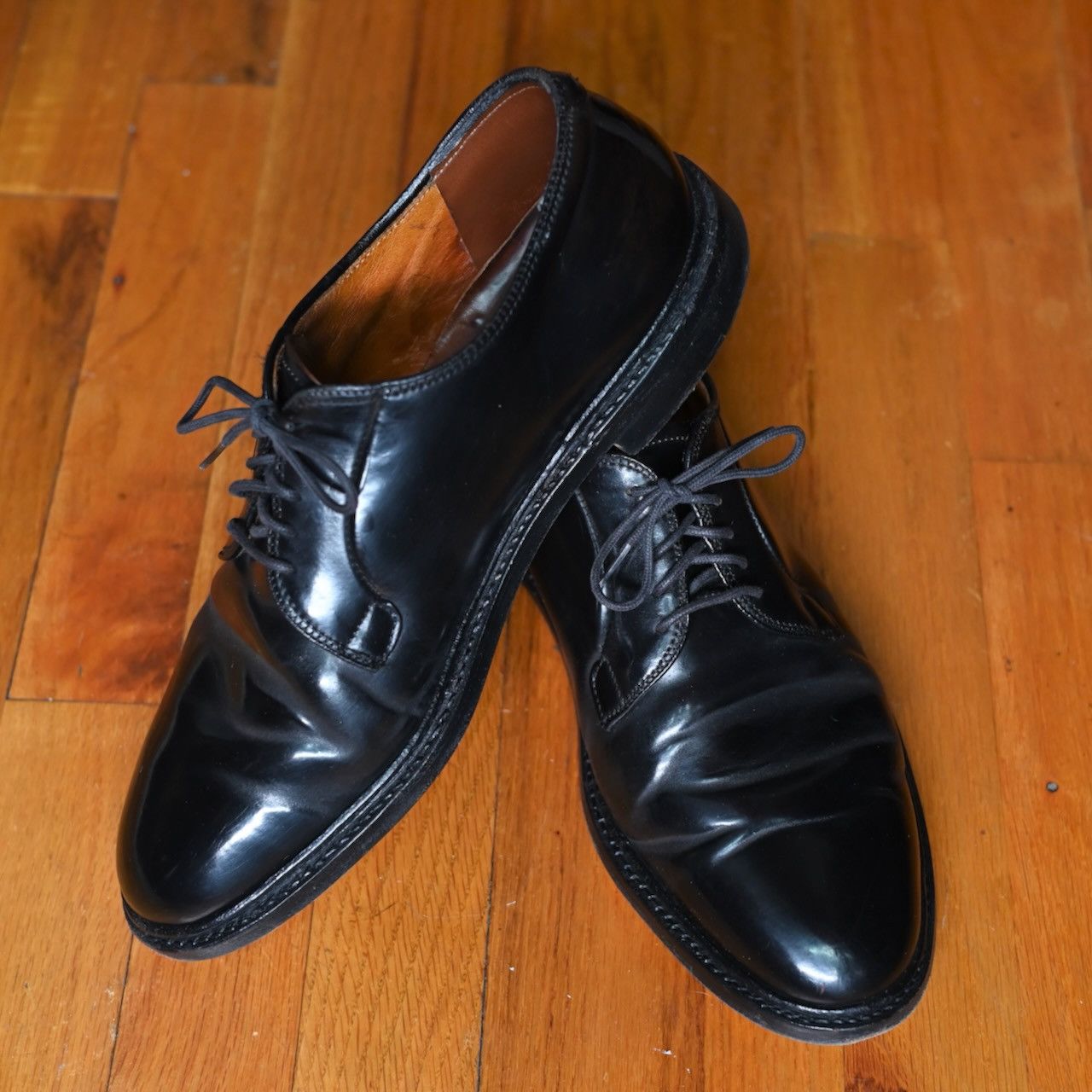 Alden Alden 9901 Shell Cordovan Derbies | Resoled Size US 9 / EU 42 - 1 Thumbnail