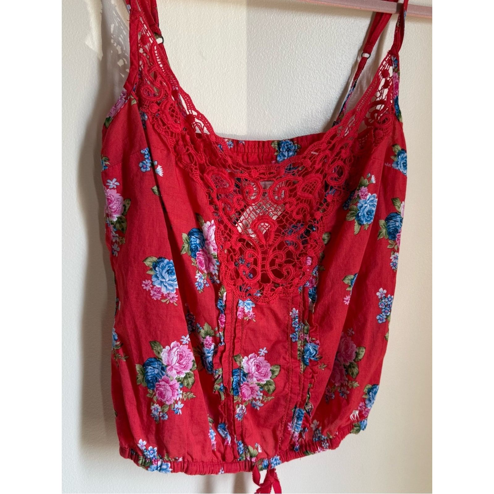 Abercrombie & Fitch Abercrombie & Fitch Floral Isabelle Top Sz Med Romantic Size M / US 6-8 / IT 42-44 - 2 Thumbnail