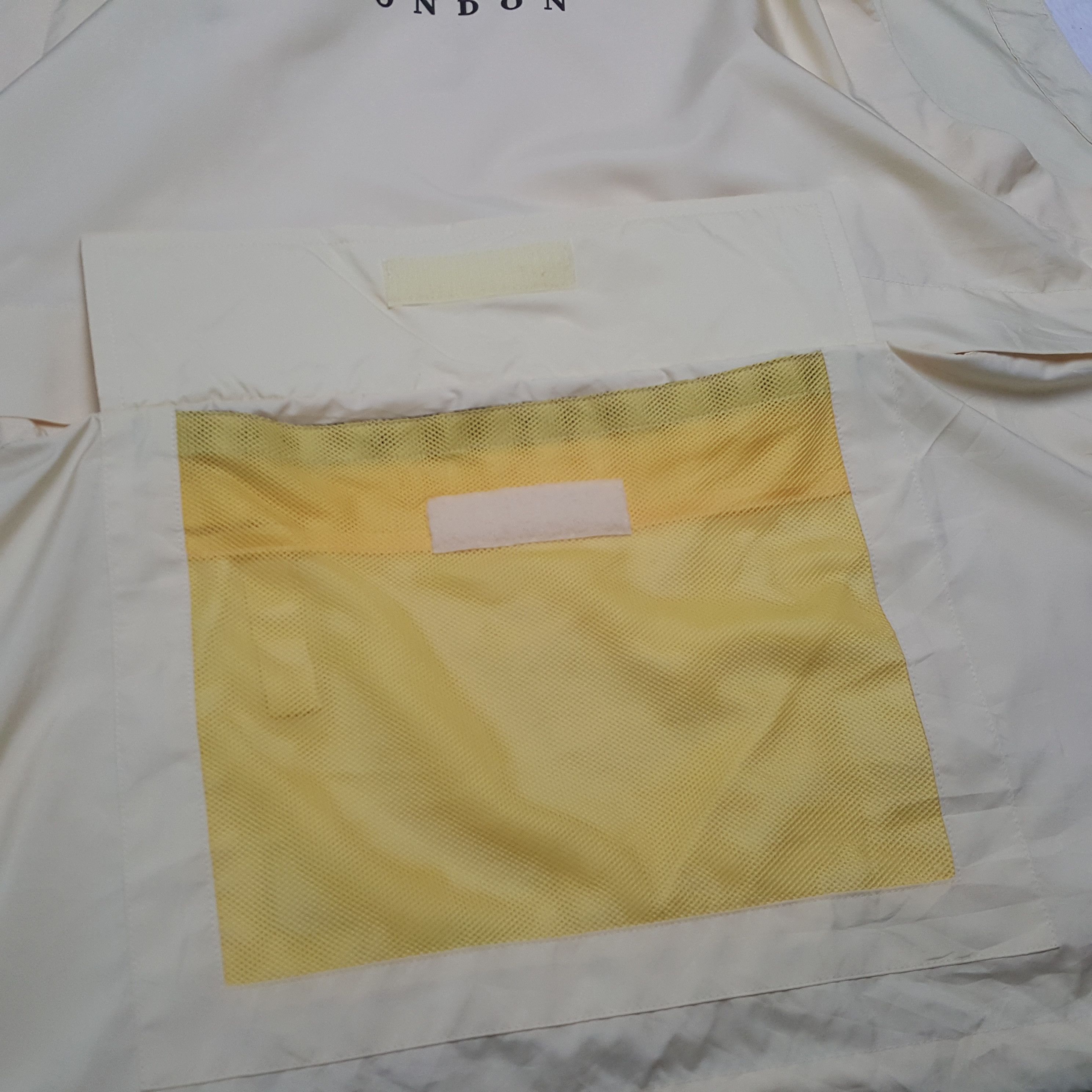 Burberry × Vintage Vintage BURBERRY LONDON Fashion Brand Vest C285N52 Size US L / EU 52-54 / 3 - 6 Thumbnail
