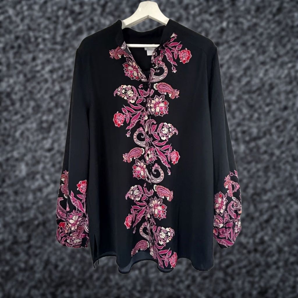 Vintage Chico's Womens Floral Embroidered Button Down Tunic Top Size 3 U.S. 16 Black Pink Shirt Womens Size XS / US 0-2 / IT 36-38 - 1 Thumbnail