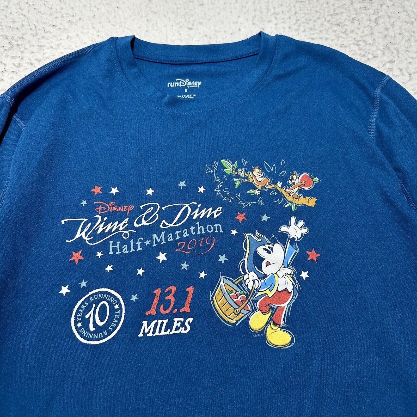 Disney RunDisney Small 2019 Wine & Dine Half Marathon Athletic Tee Size US S / EU 44-46 / 1 - 2 Thumbnail