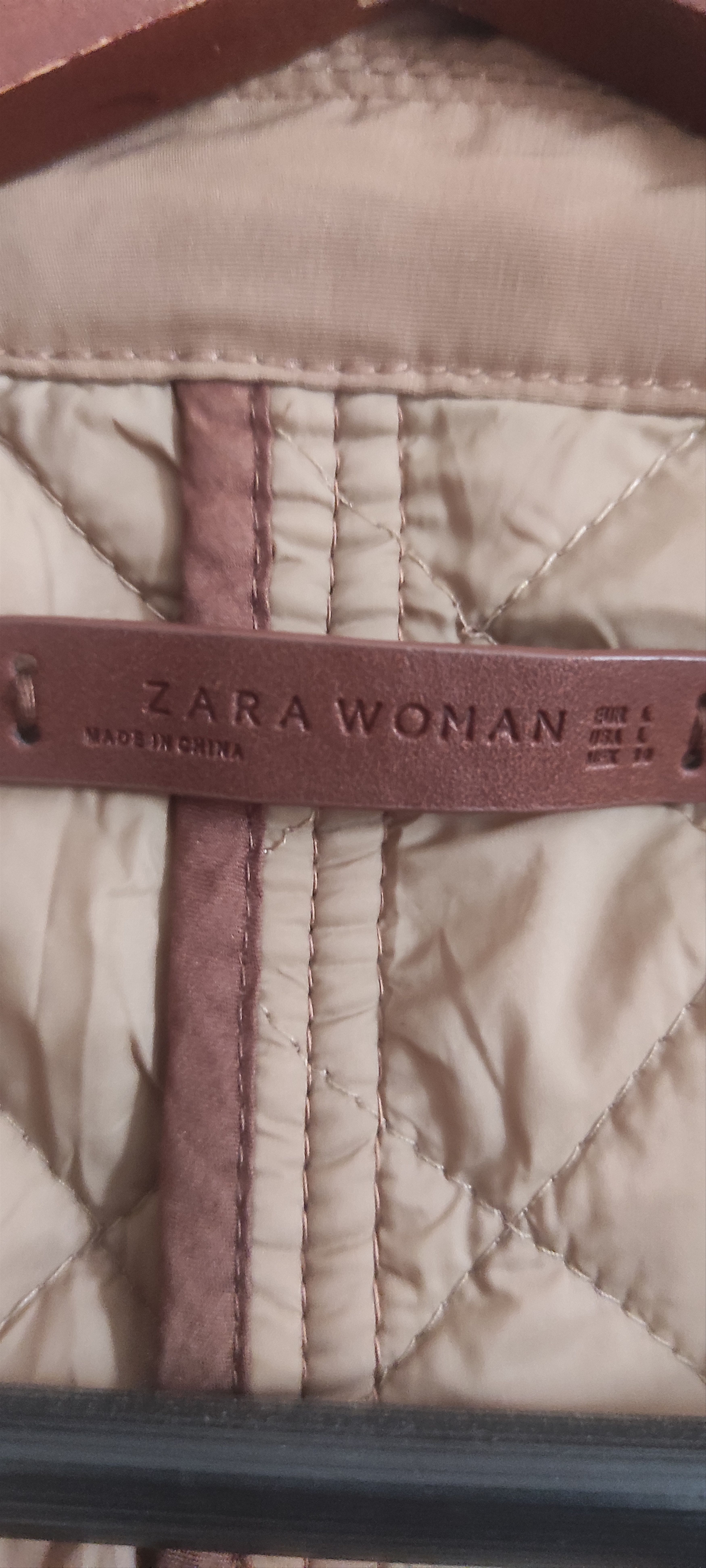Zara Zara Beige Quilted Women Jacket - Size M Size L / US 10 / IT 46 - 18 Thumbnail