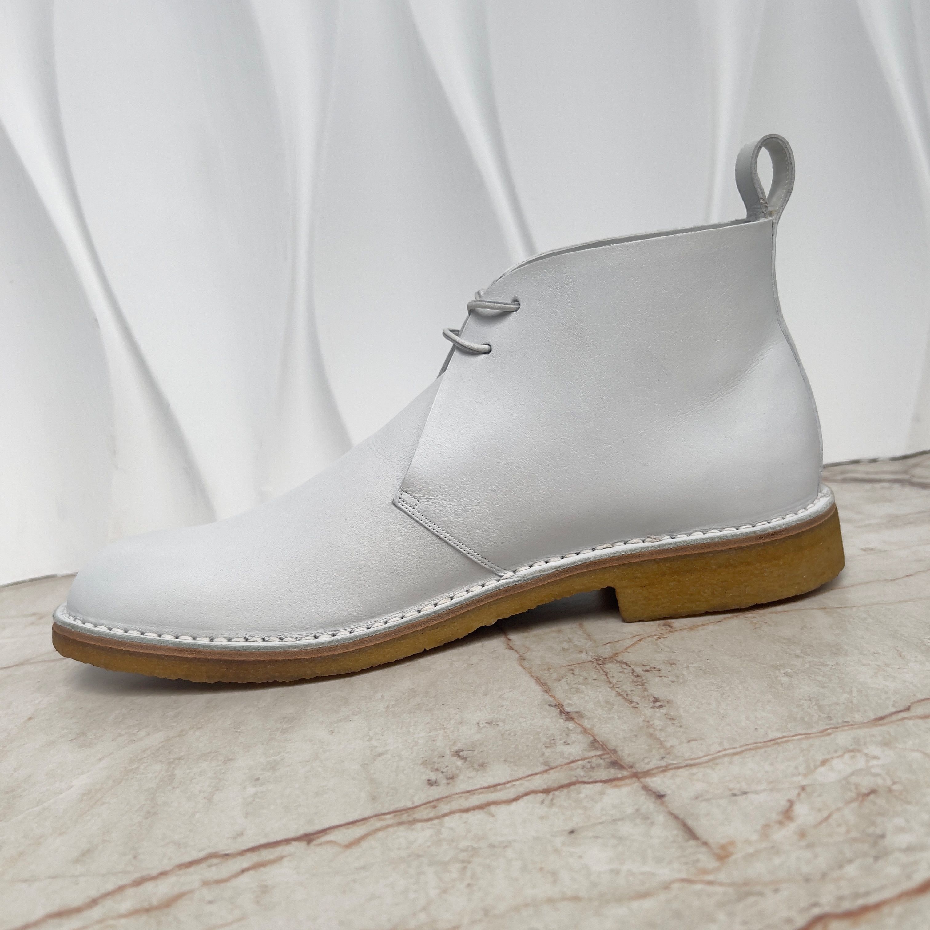 Louis Vuitton Chukka Desert Boots White Leather Size US 10.5 / EU 43-44 - 6 Thumbnail