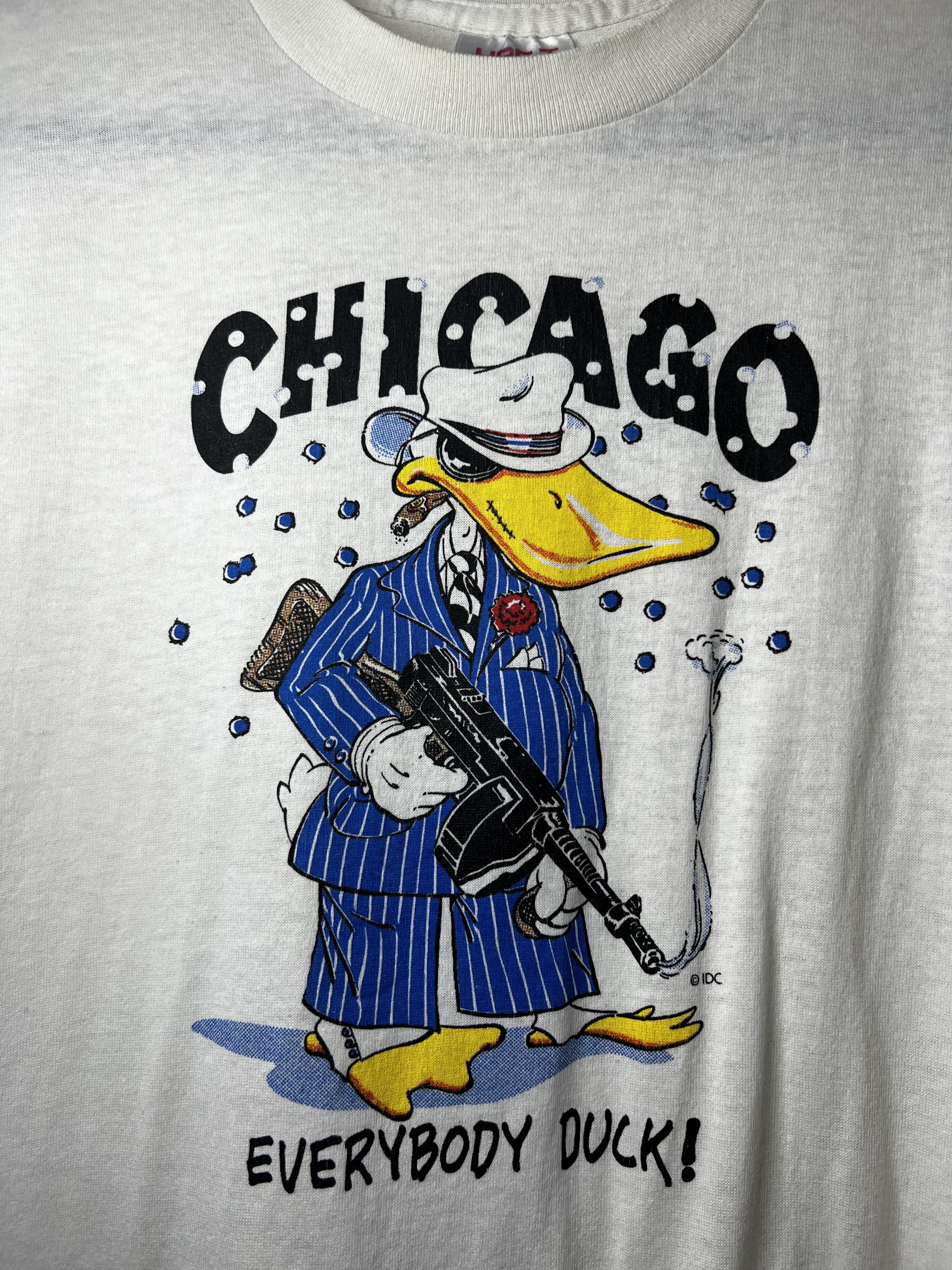 Vintage Vintage 1980's Chicago "Everybody Duck!" Mobster T-Shirt Size US L / EU 52-54 / 3 - 6 Thumbnail