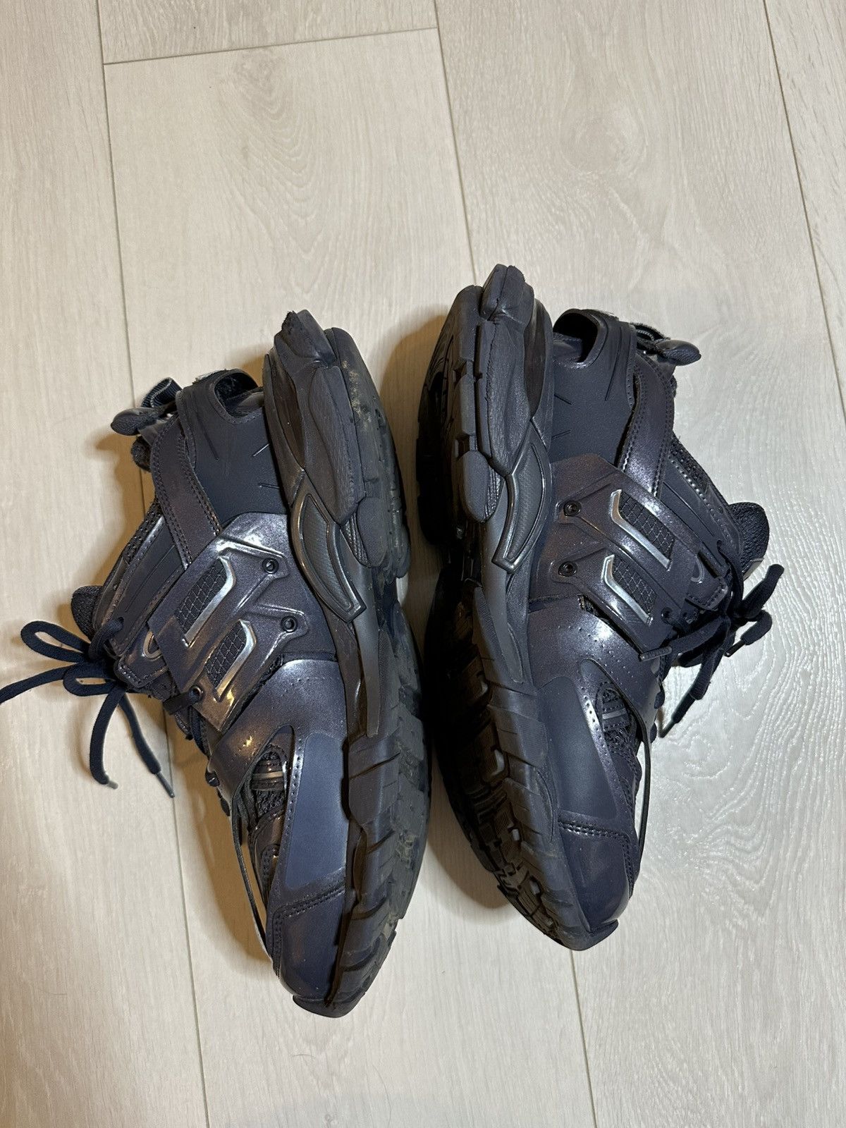 Balenciaga BALENCIAGA track sneakers patent Size US 7 / EU 40 - 4 Thumbnail