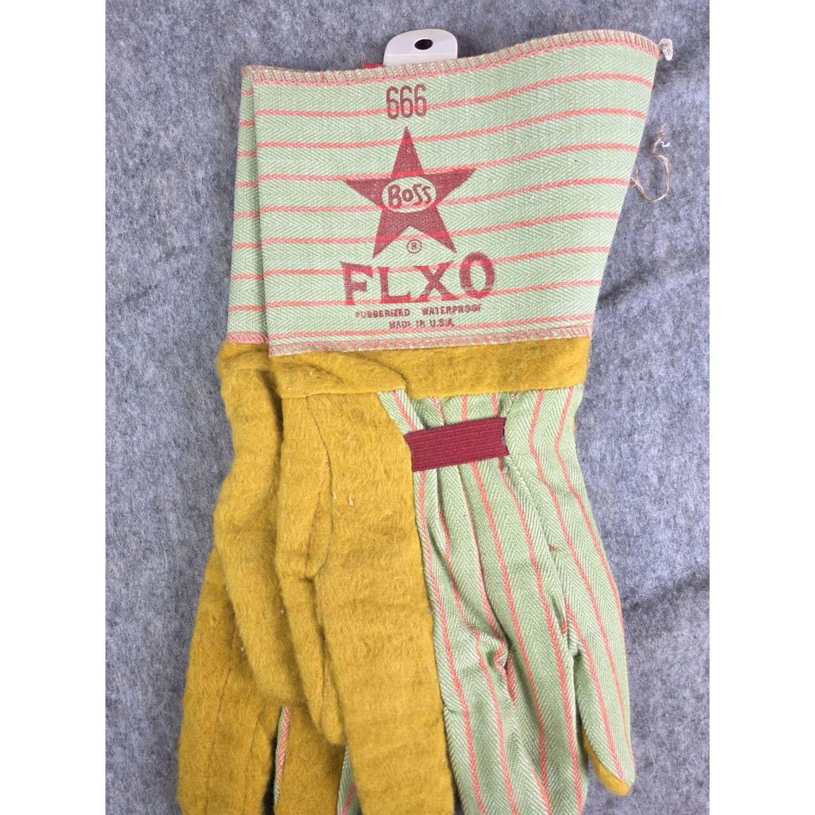 Vintage VINTAGE Boss Gloves SHIRT? - Size ONE SIZE - 4 Thumbnail