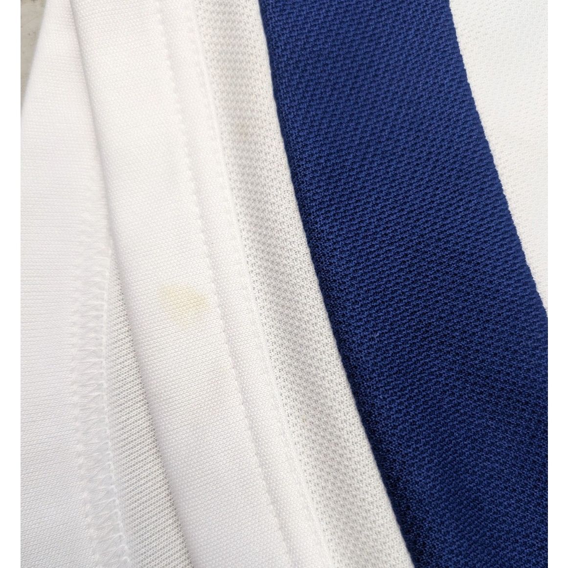 NHL Toronto Maple Leafs Hockey School Youth Jersey Signed Size US S / EU 44-46 / 1 - 14 Thumbnail