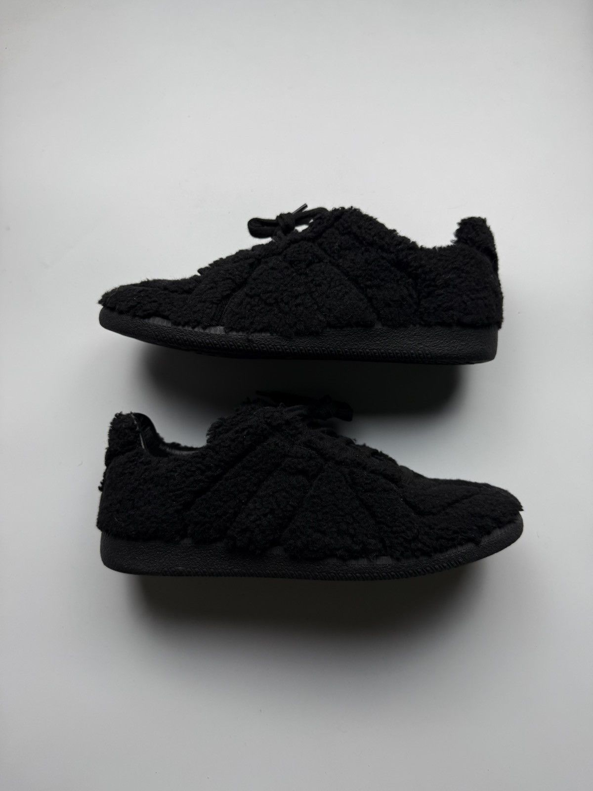 Maison Margiela Maison Margiela Gats Faux Fur Shearling Size US 7.5 / EU 40-41 - 2 Thumbnail