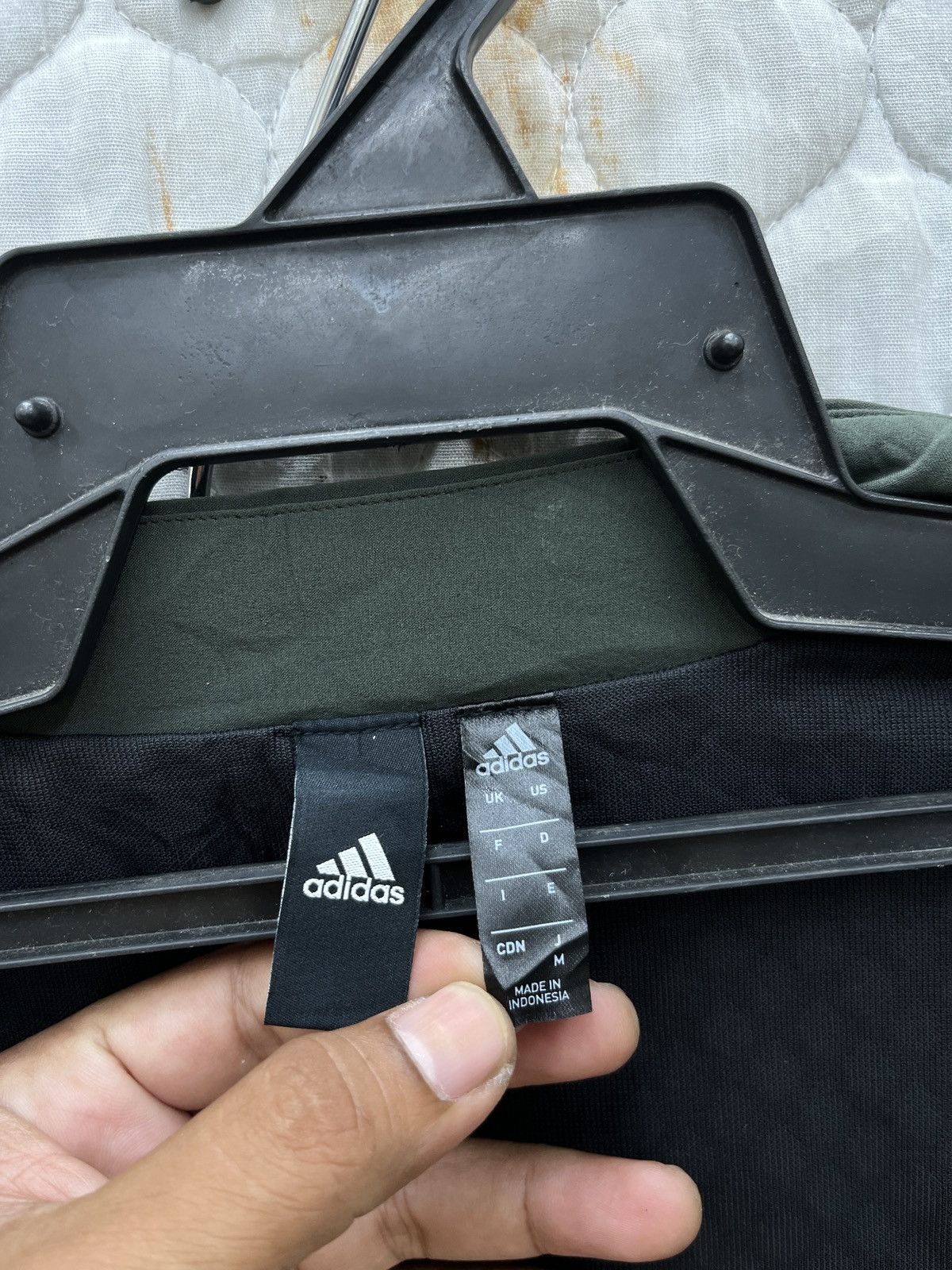 Adidas 🔥🔥🔥STEALS ADIDAS 3 STRIPE JACKET Size S / US 4 / IT 40 - 8 Thumbnail