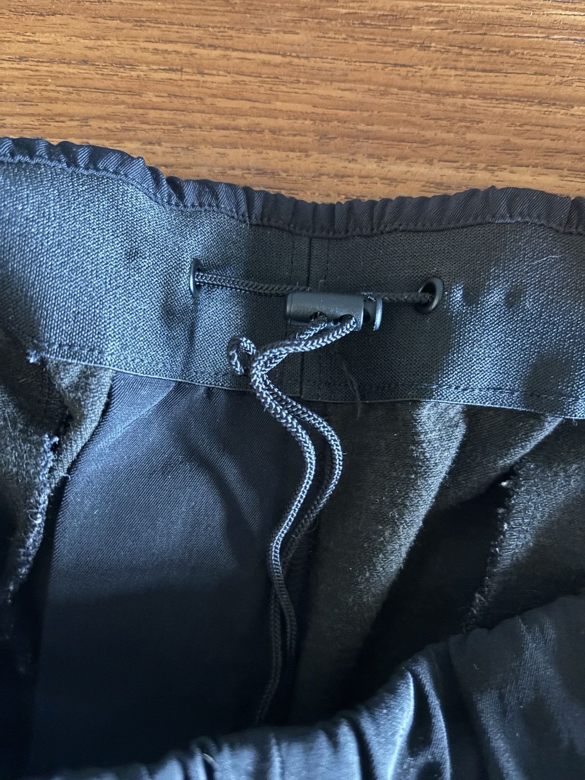 Theory Theory Black Curtis Shorts Small Minimalist Athleisure Size US 31 - 5 Thumbnail