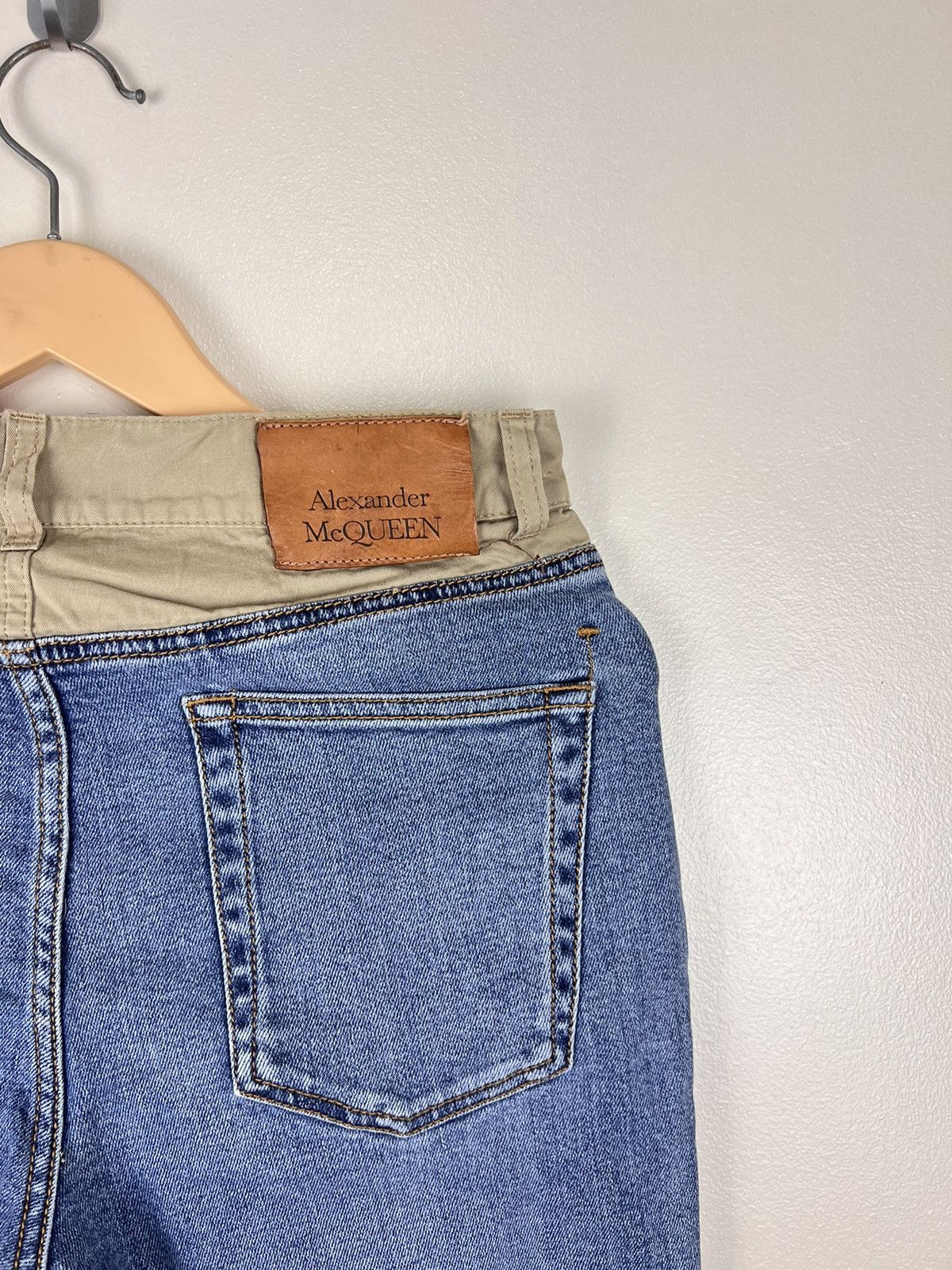 Alexander McQueen ALEXANDER MCQUEEN 2020 STRETCH JEANS Size 28" / US 6 / IT 42 - 3 Thumbnail