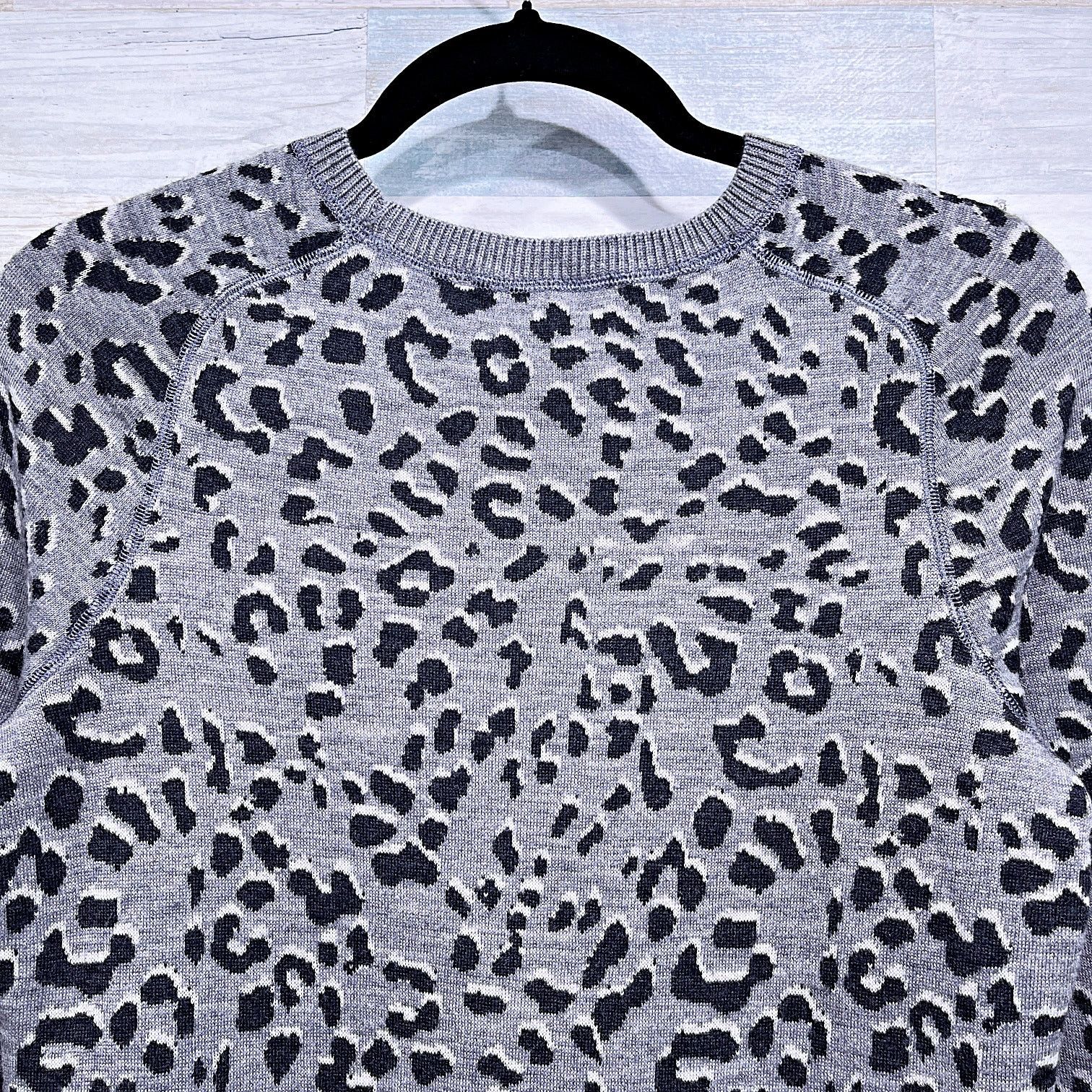 Loft LOFT Leopard Print Sweater Dress Gray Womens Small Petite SP Size S / US 4 / IT 40 - 5 Thumbnail