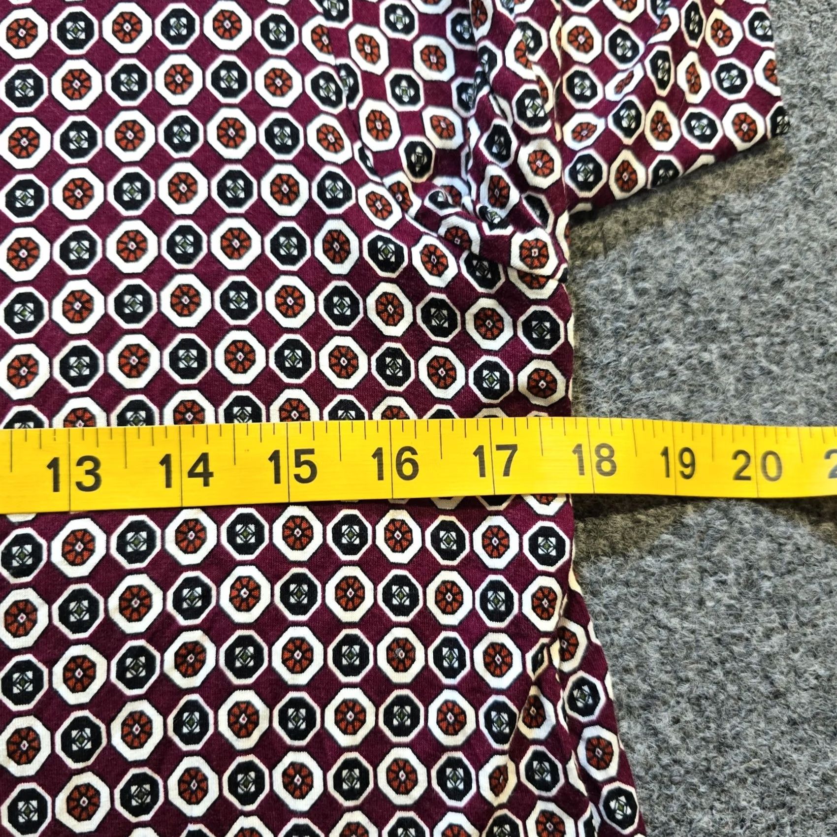 J. Jill J Jill Wearever Top Women S Red Geometric Layered Back Stretch Causal Career Shirt Size S / US 4 / IT 40 - 5 Thumbnail