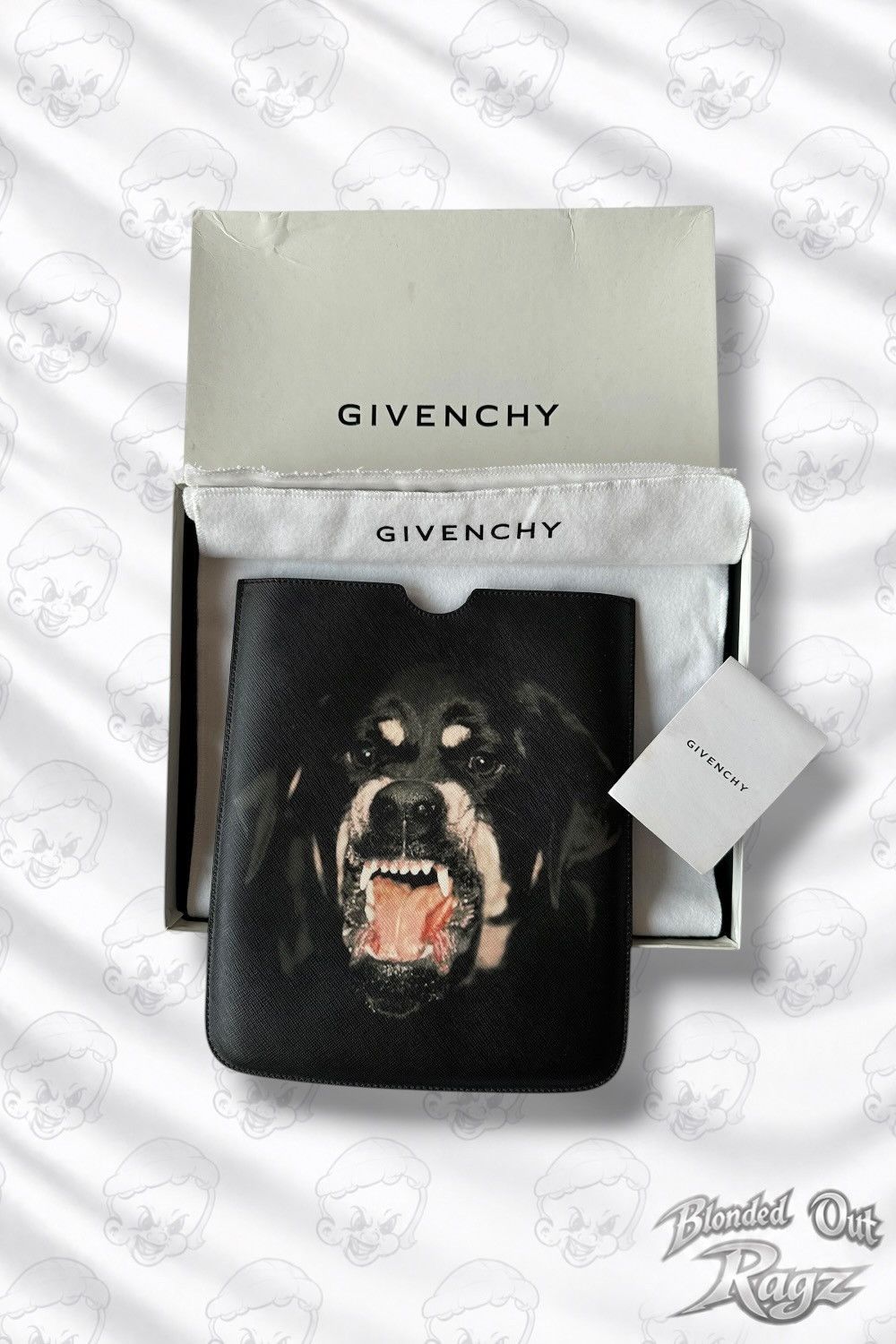 Givenchy Givenchy Rottweiler Ipad Case Rare Size ONE SIZE - 1 Thumbnail