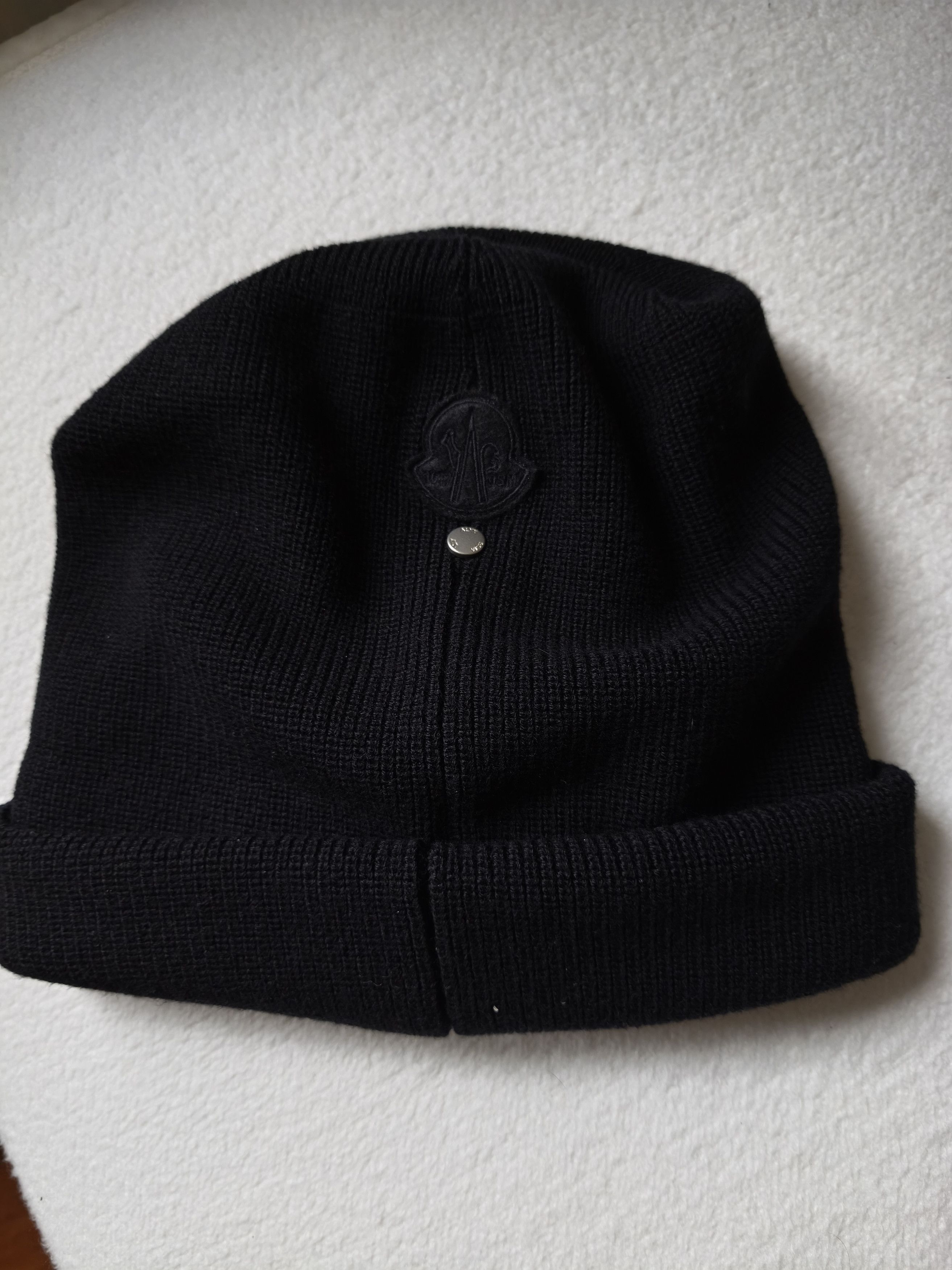 1017 ALYX 9SM × Moncler Moncler X 1017 ALYX 1017 9SM Beanie Size ONE SIZE - 1 Thumbnail