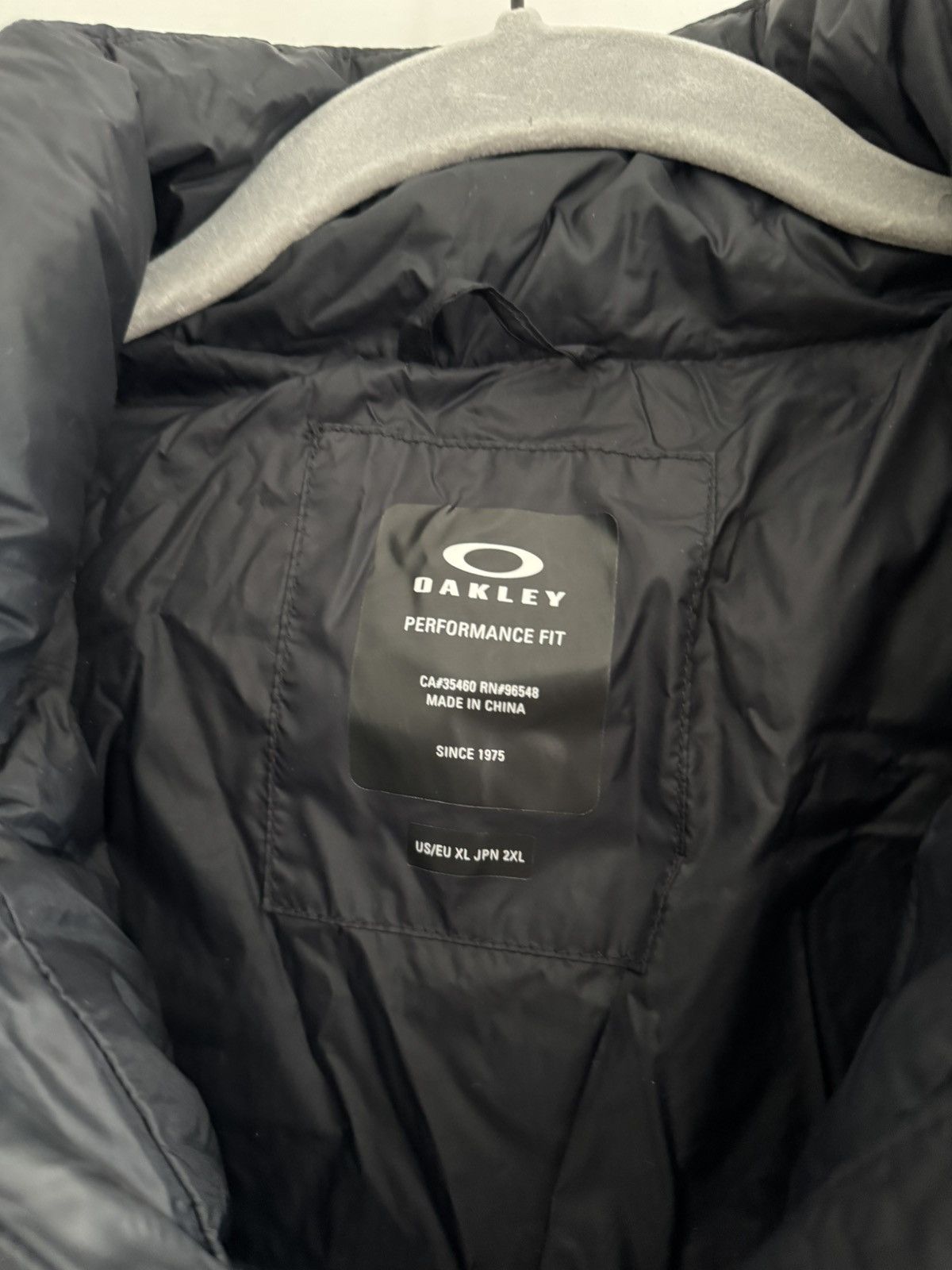 Oakley Oakley Women’s TNP Puffy Jacket Size XL / US 12-14 / IT 48-50 - 4 Thumbnail