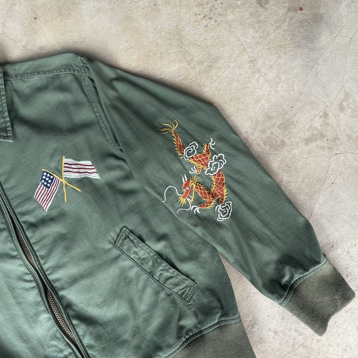 Avirex VINTAGE AVIREX MILITARY SUKAJAN EMBROIDERY COLLAR ZIP JACKET Size US S / EU 44-46 / 1 - 8 Thumbnail