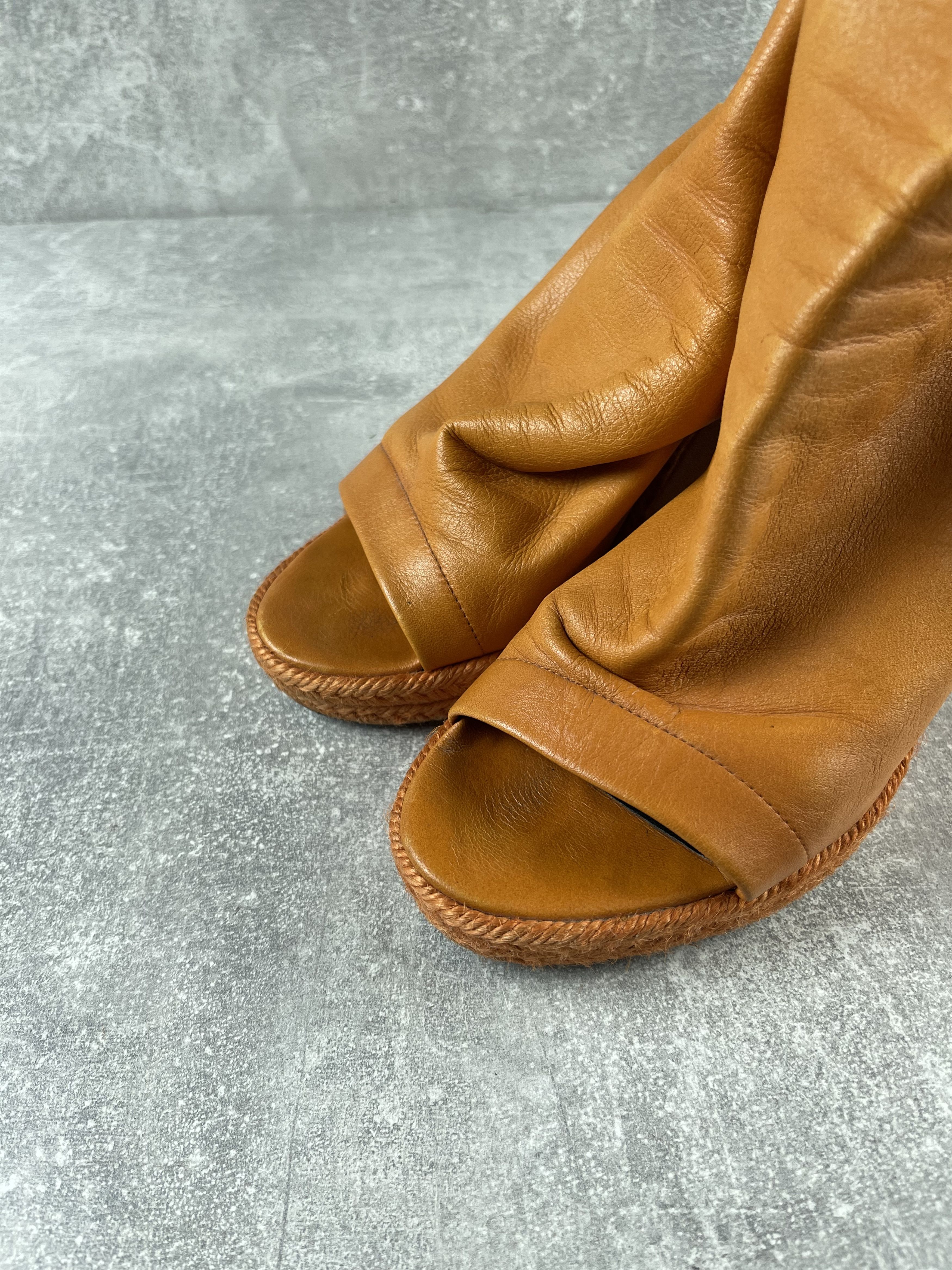 Balenciaga Balenciaga Paris orange leather slingback wedge heels shoe Size US 8 / IT 38 - 9 Thumbnail