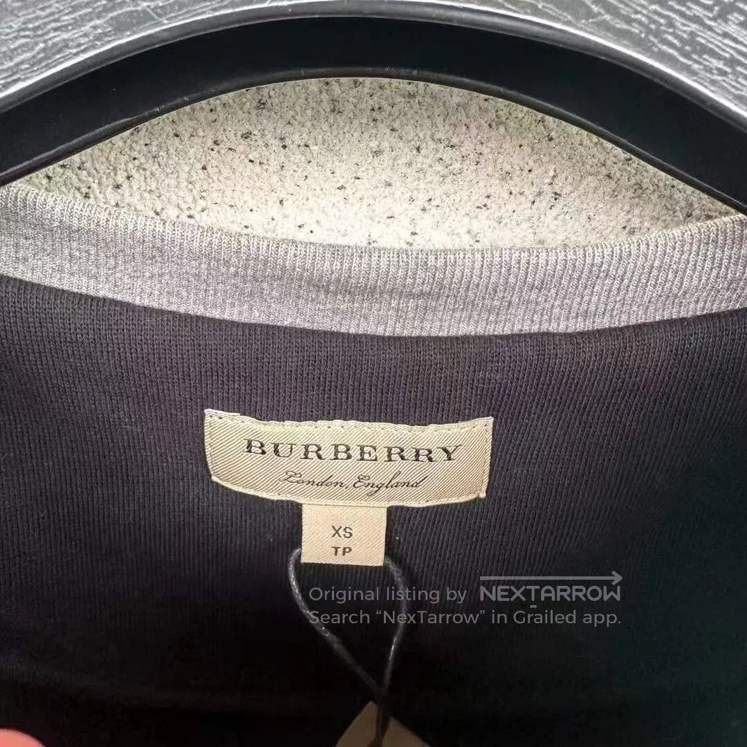 Burberry Burberry Spliced Graffiti Sweatshirt. Size XS / US 0-2 / IT 36-38 - 2 Thumbnail