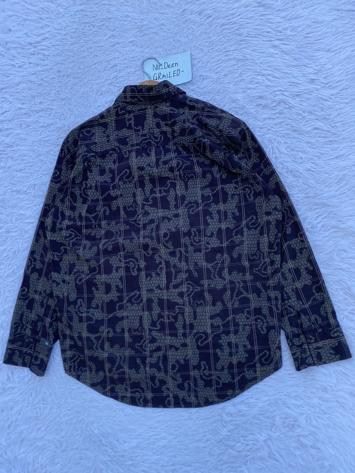 Helly Hansen Rare Helly Hansen Camo Button Ups Shirt Size US M / EU 48-50 / 2 - 18 Thumbnail
