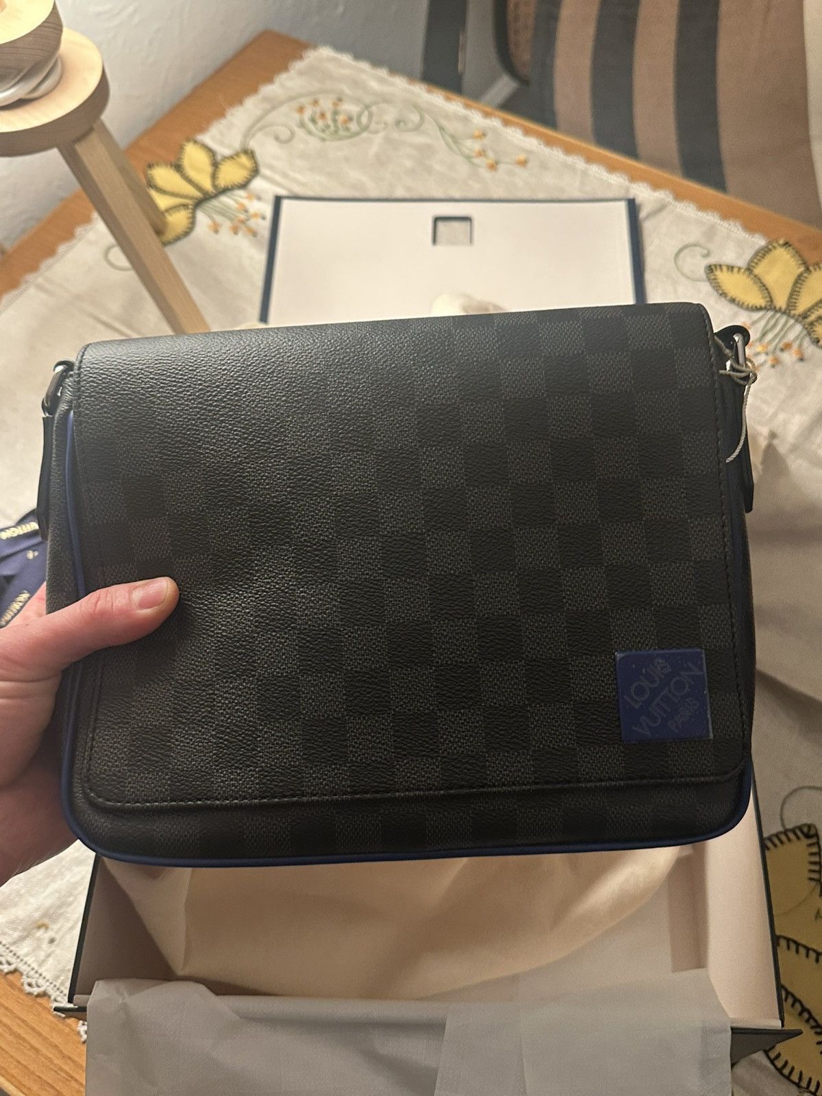 Louis Vuitton Louis Vuitton District Messenger Bag Size ONE SIZE - 2 Thumbnail