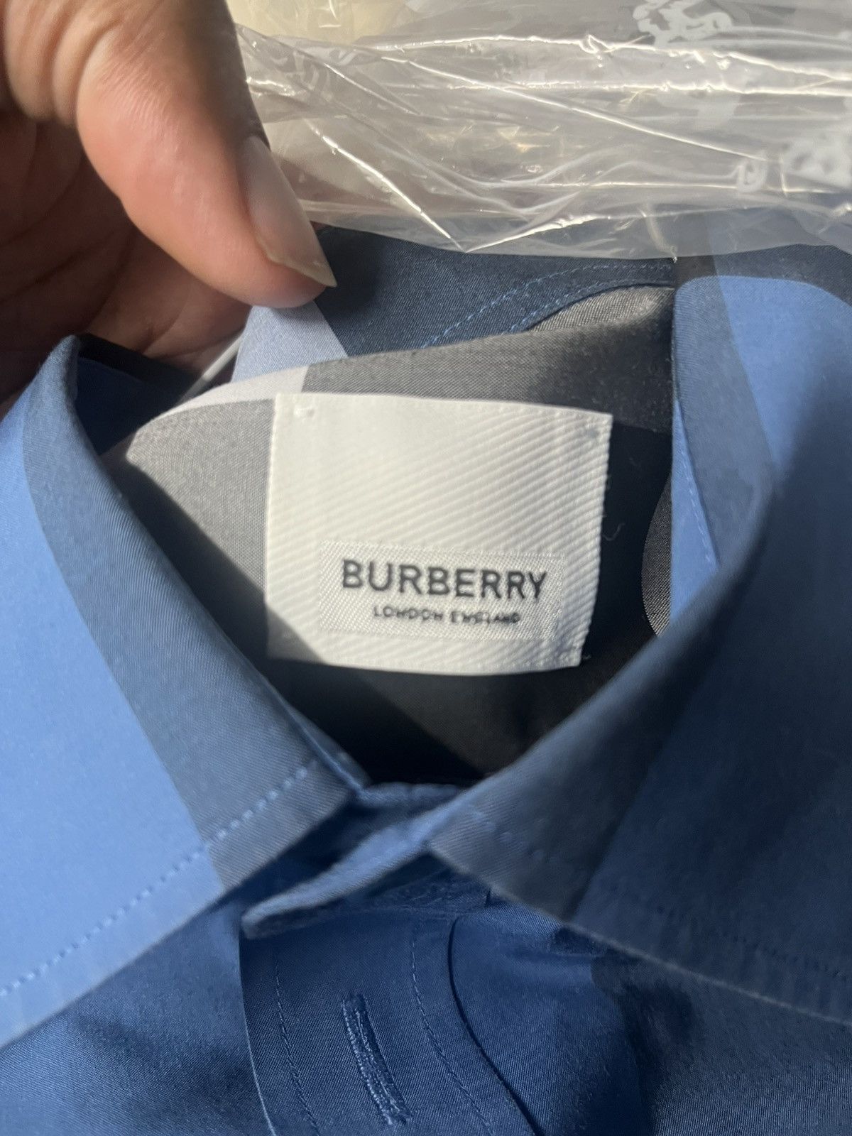Burberry Blue & White checkered Burberry Long sleeve shirt size Large Size US L / EU 52-54 / 3 - 8 Thumbnail